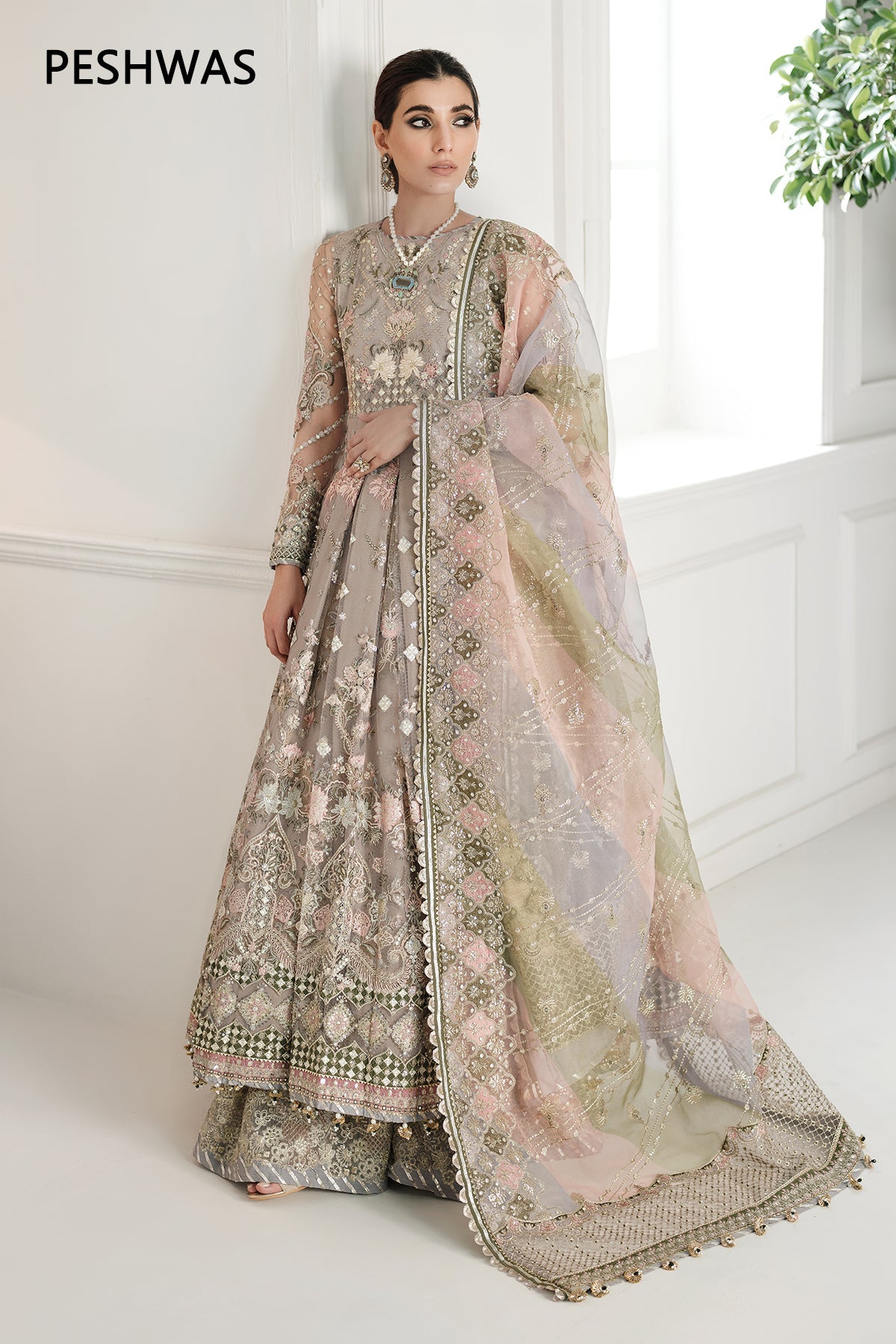 Baroque - Embroidered Net Ch10-08 Stitched