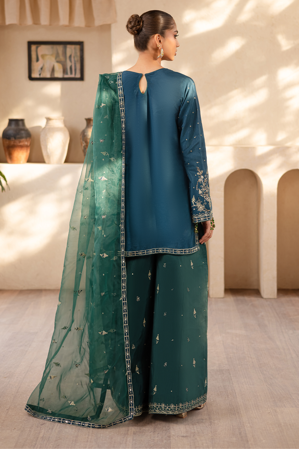 Emaan Adeel - Laveen