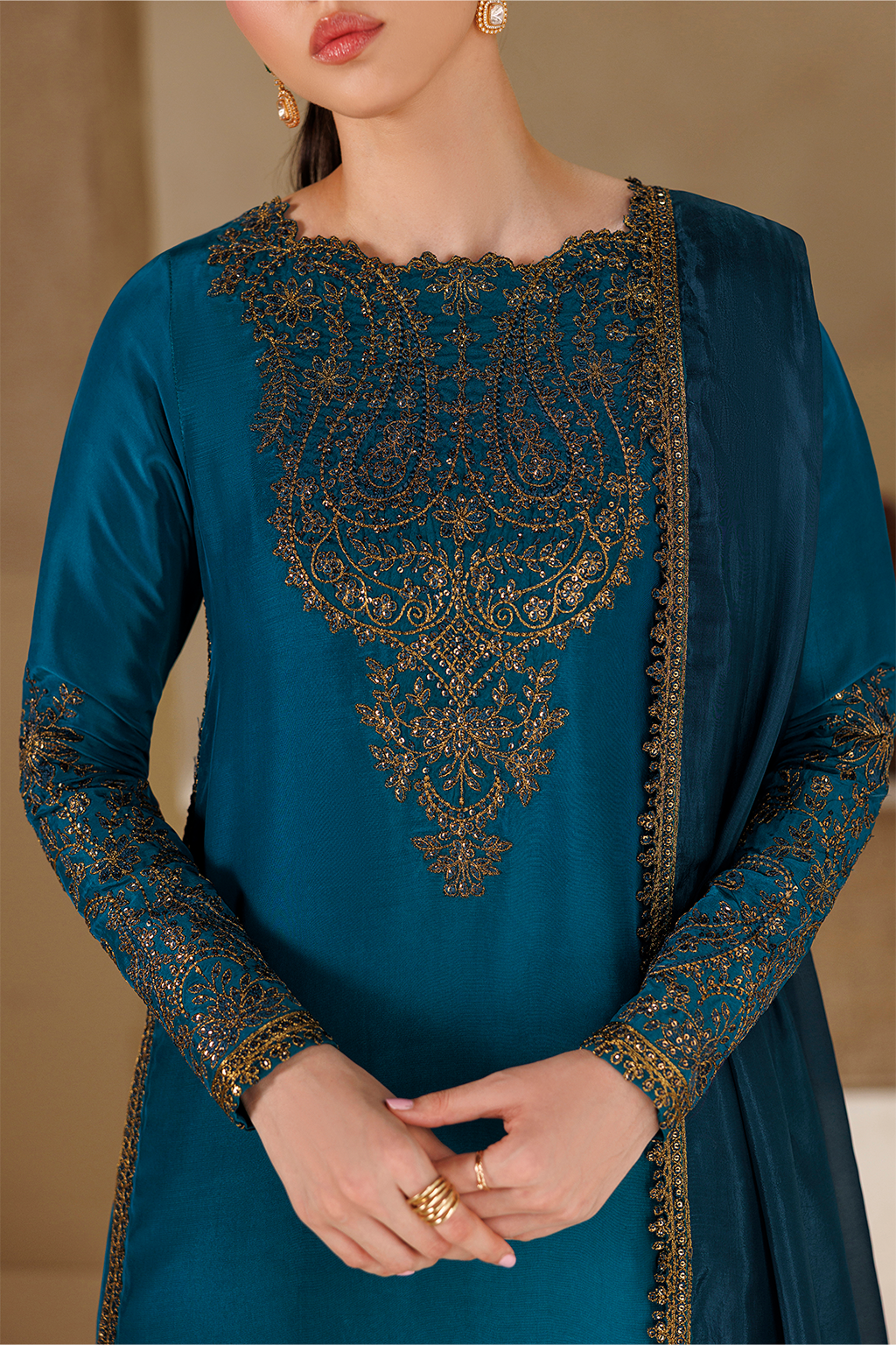 Iznik - Ue-731 Embroidered Ramen Silk