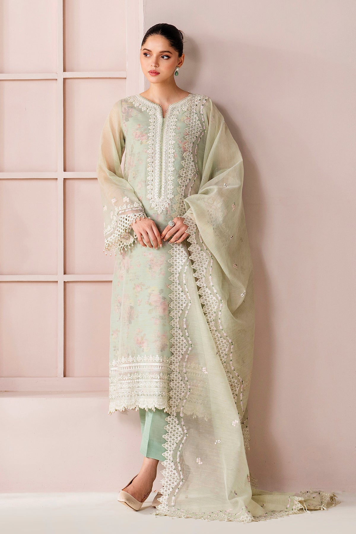 Baroque - Embroidered Cotton Patti UF-4188