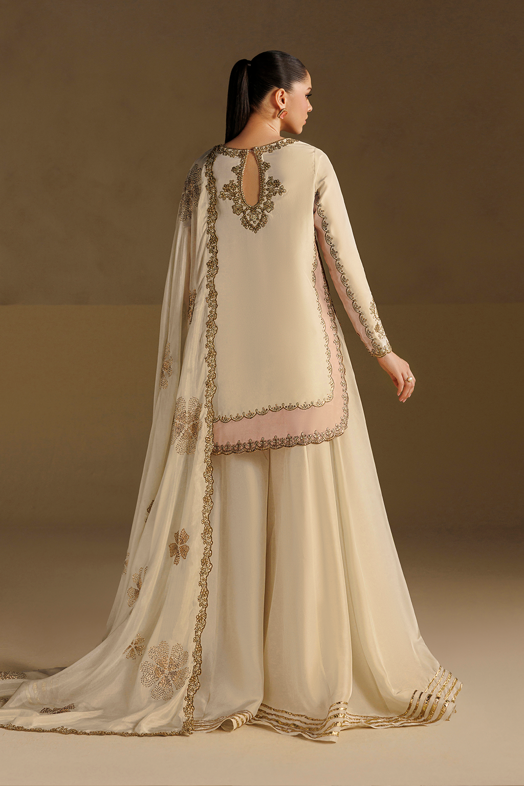 Iznik - Ue-735 Embroidered Ramen Silk