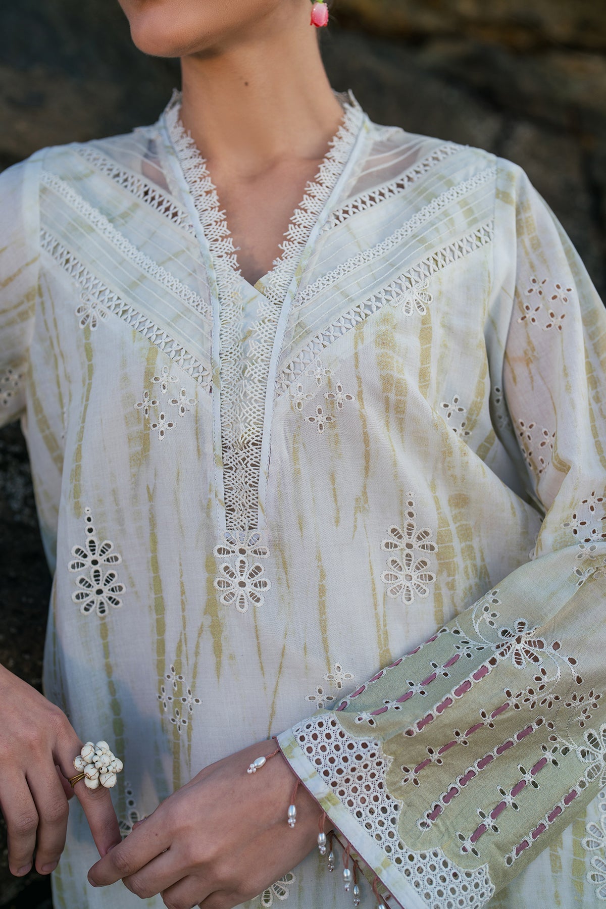 Baroque - Embroidered PRinted Lawn UF-4132
