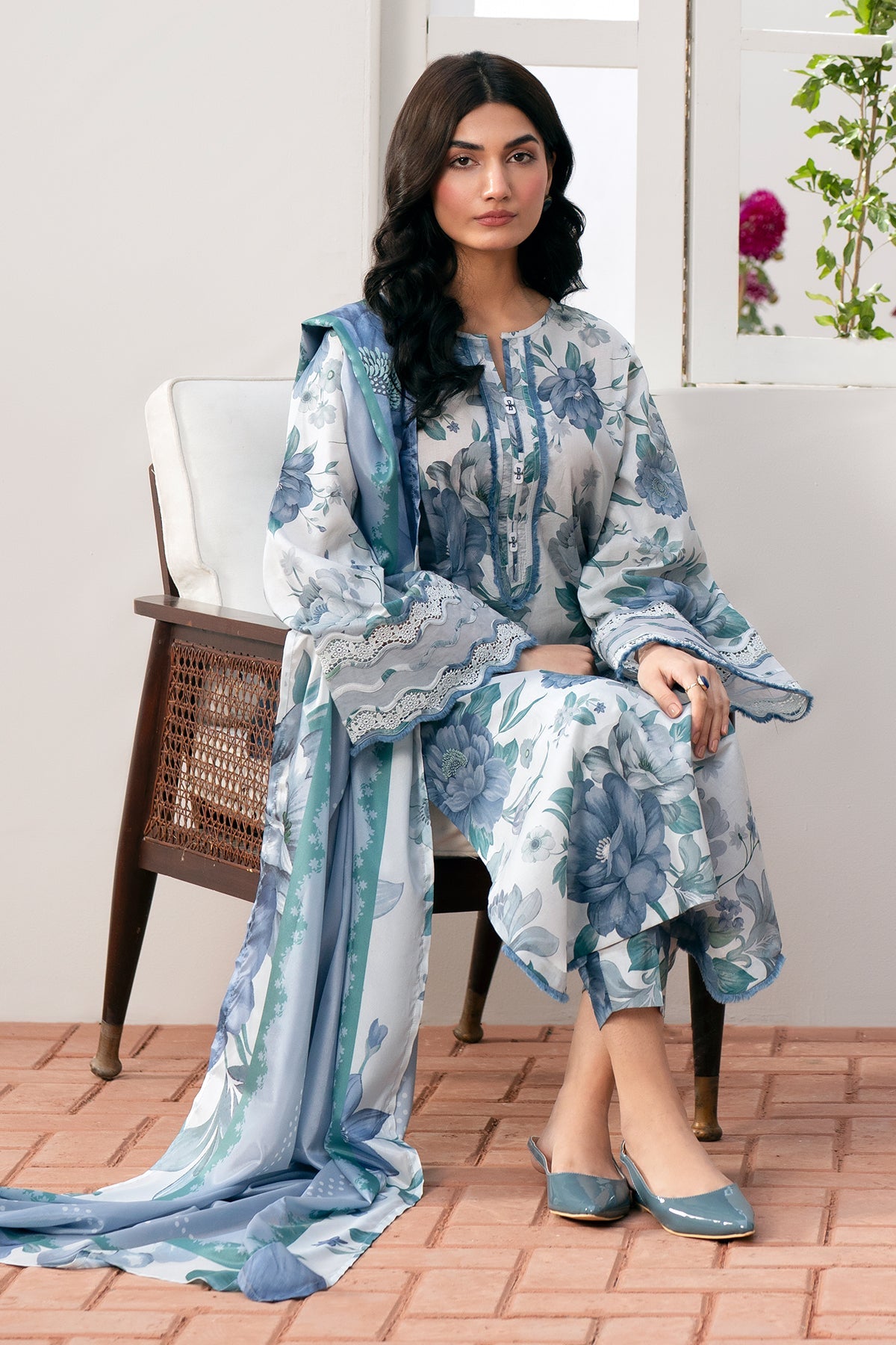 Baroque - Digital PRinted Lawn UF-541