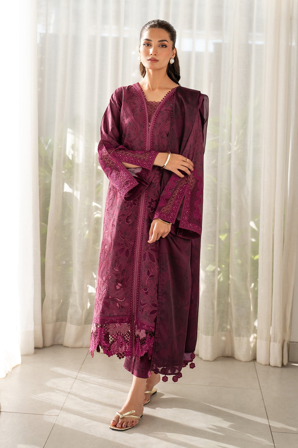 Baroque - Embroidered PRinted Lawn UF-4098