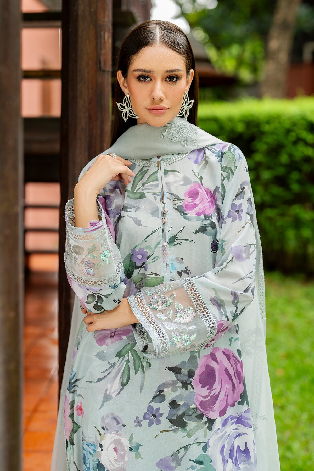Baroque - Embroidered Lawn UF-4268