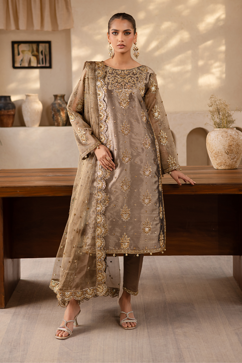 Emaan Adeel - Raveen