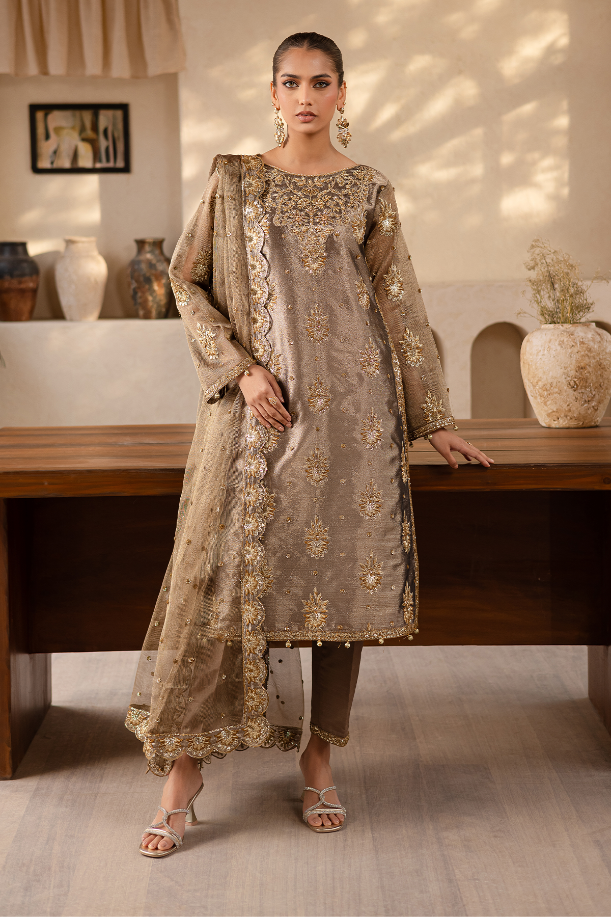 Emaan Adeel - Raveen