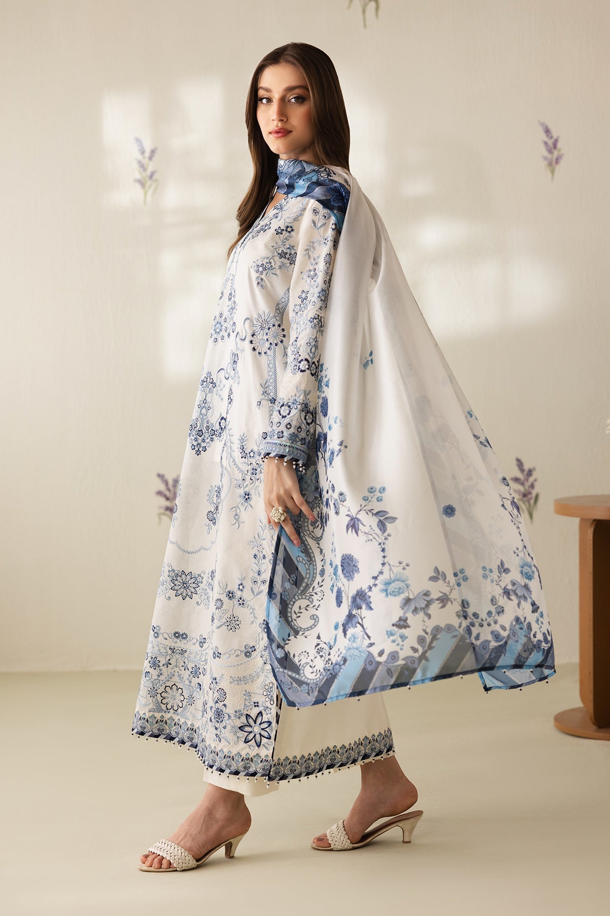 Baroque - Embroidered Lawn UF-4423