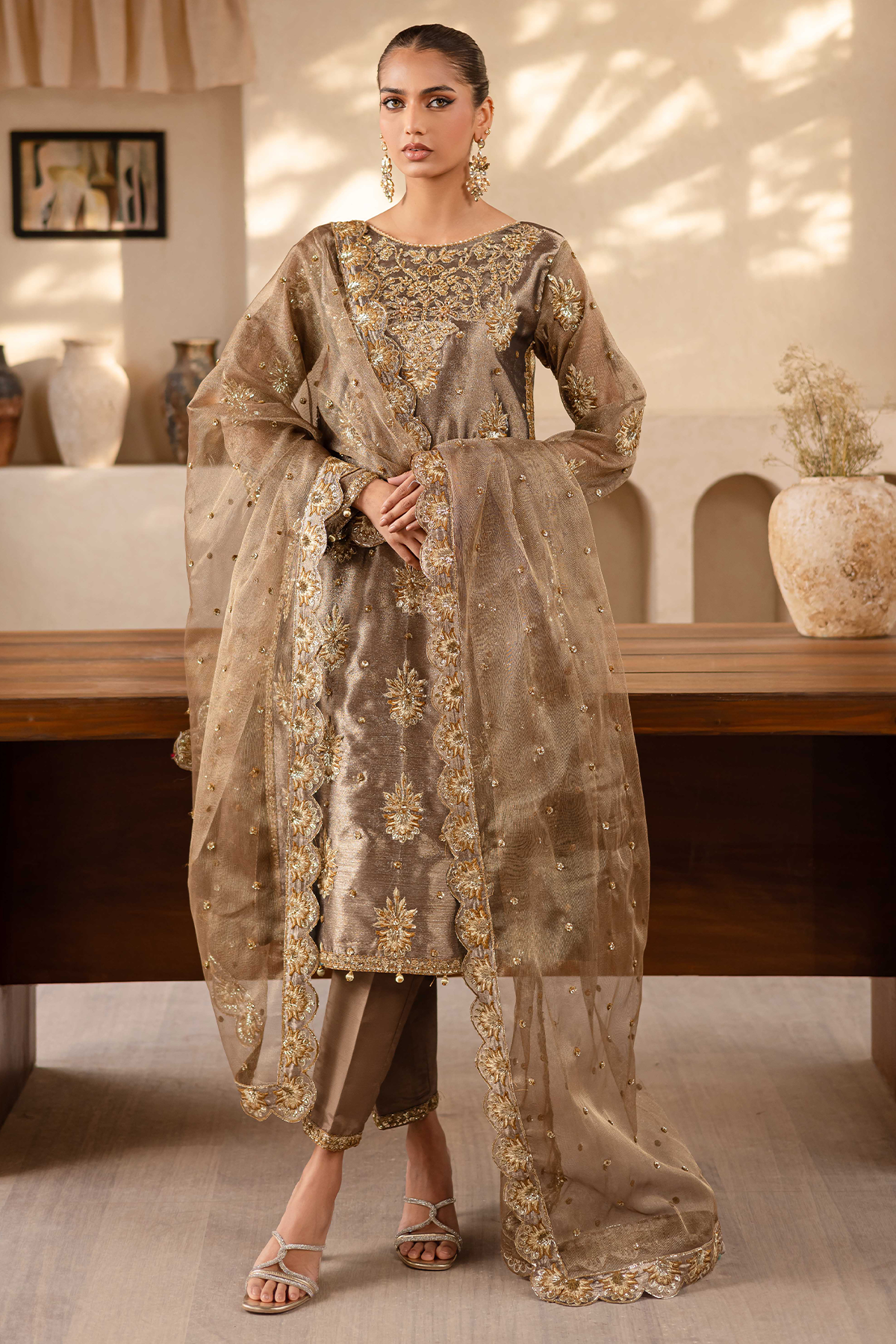 Emaan Adeel - Raveen