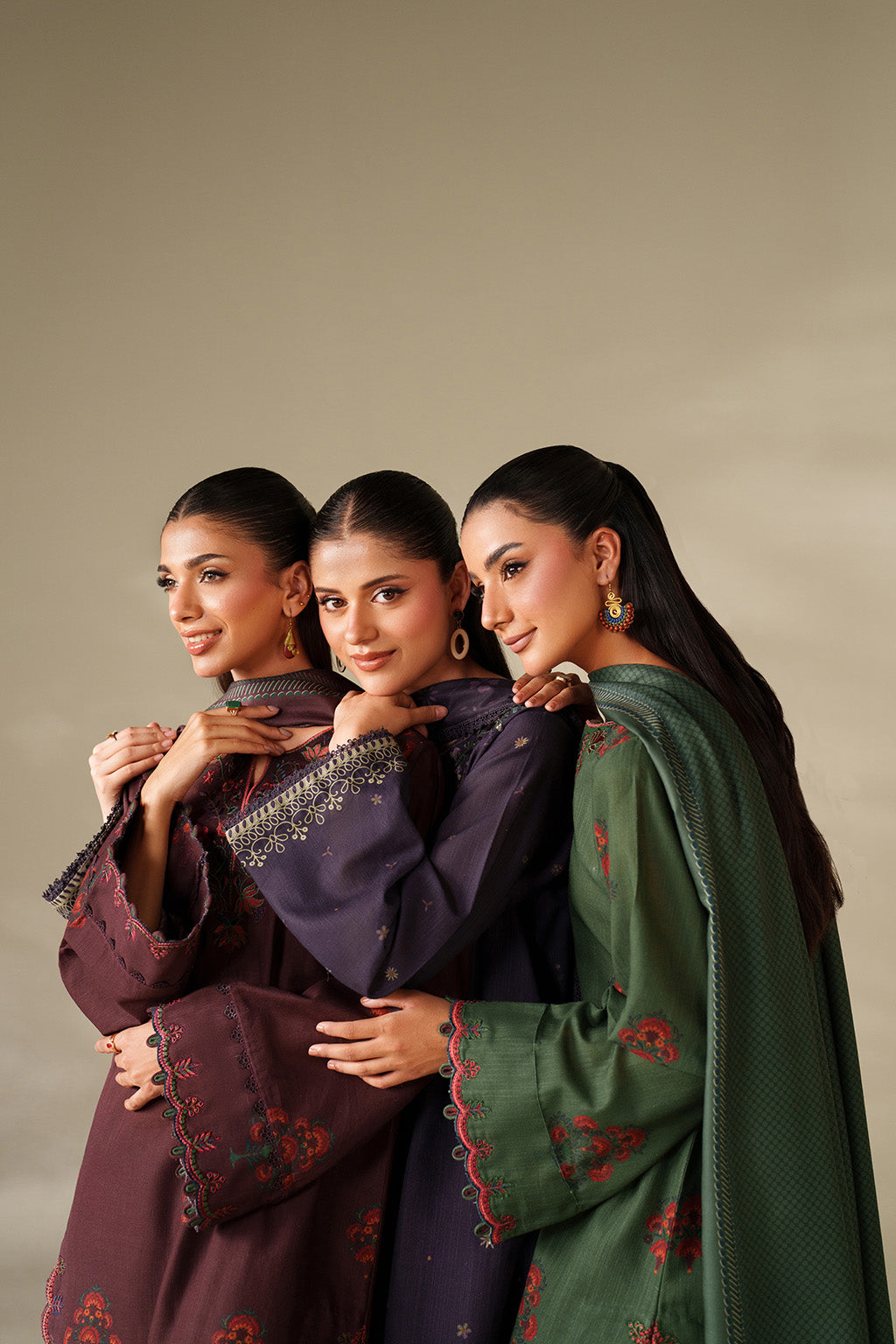 Iznik - Ue-562  Printed Khaddar
