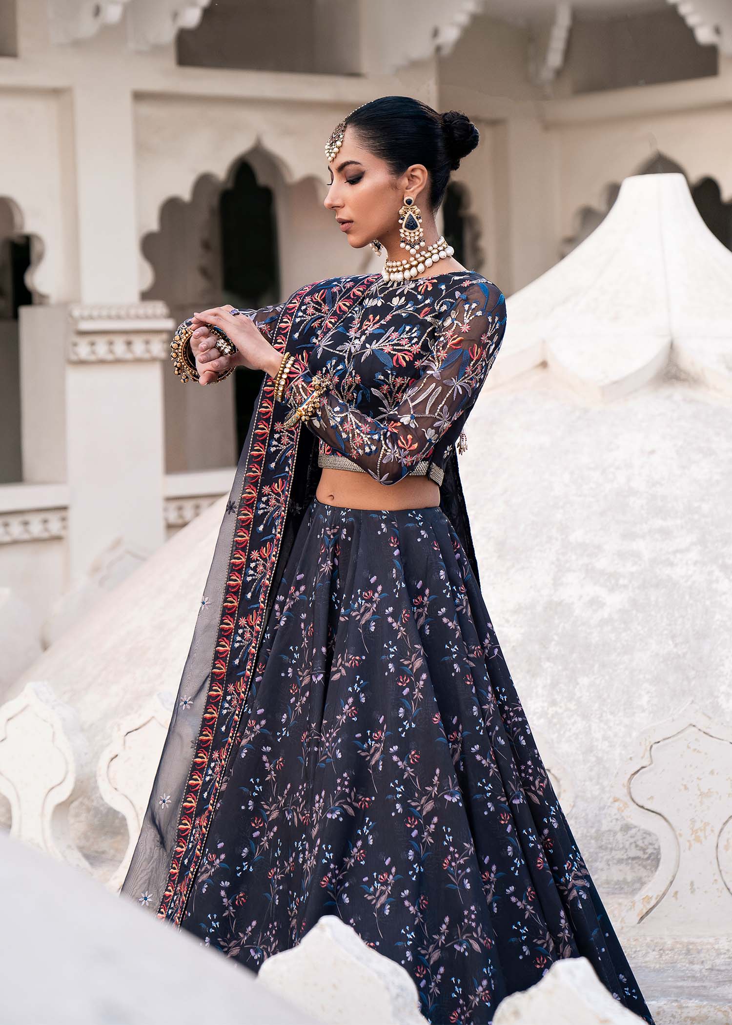 Akbar Aslam - Gulshanara
