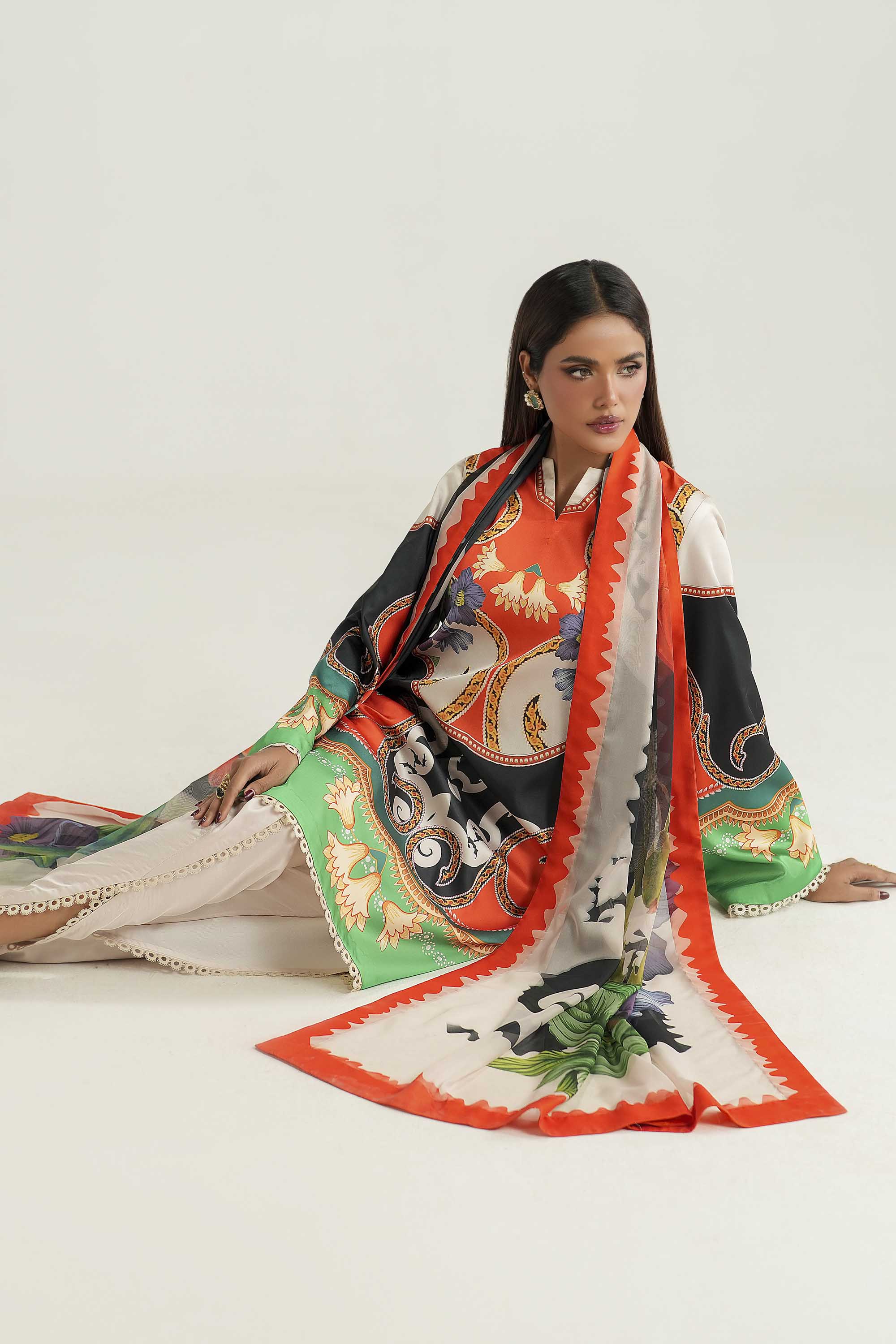 Akbar Aslam - Vayla