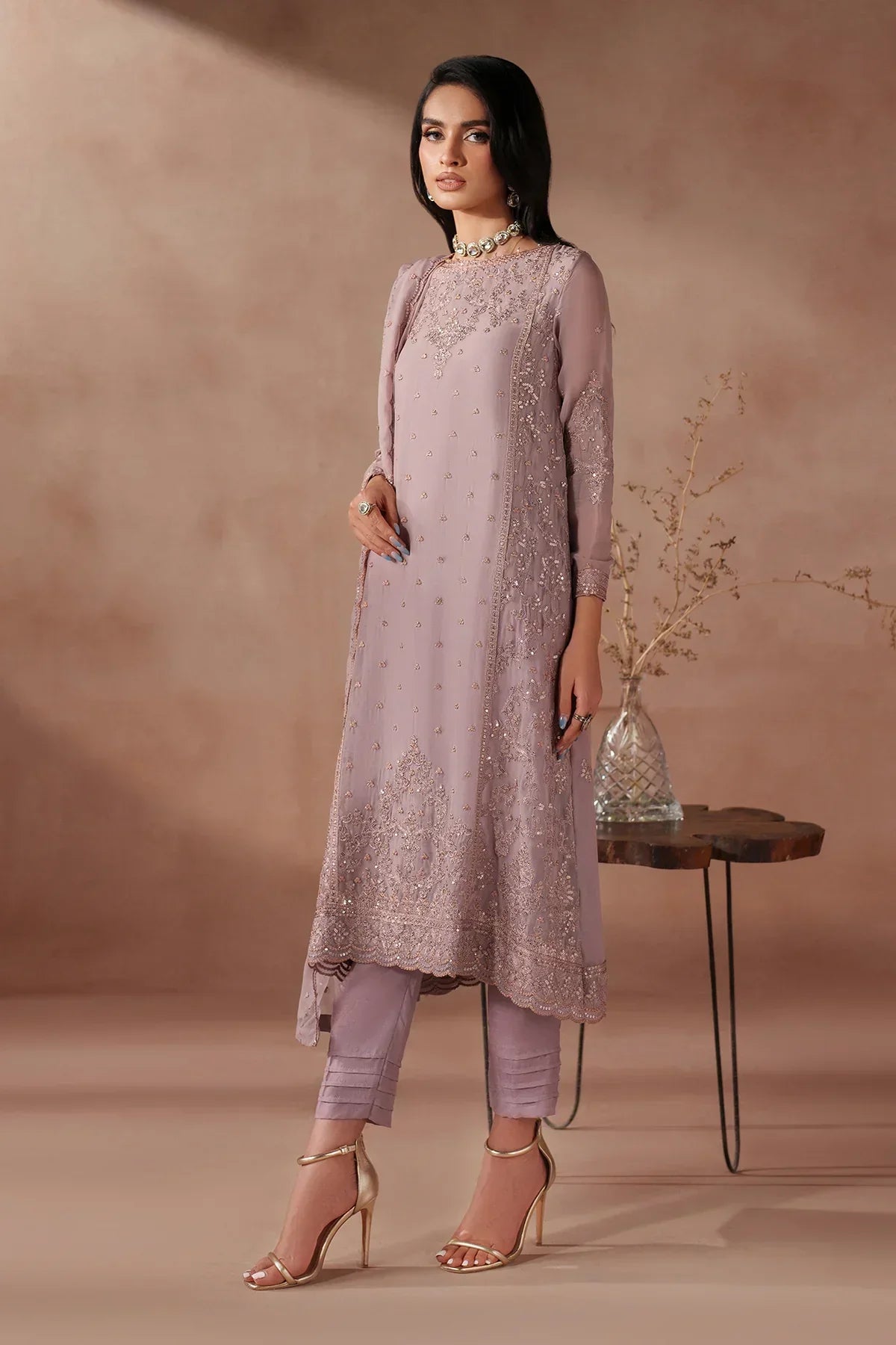 Zarif - Unst-Muf-04 Saheer