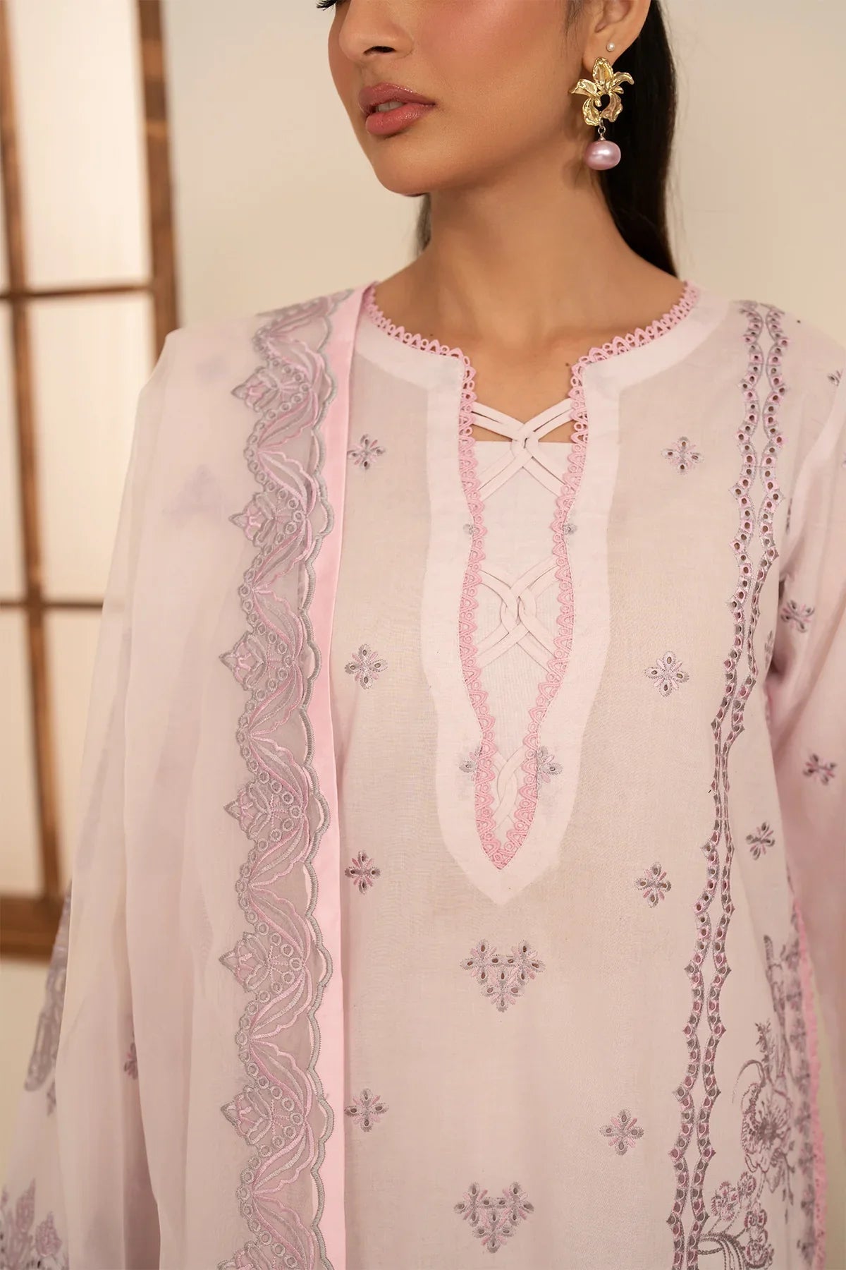 Zarif - Unst-Lmlw -07 Nerisa