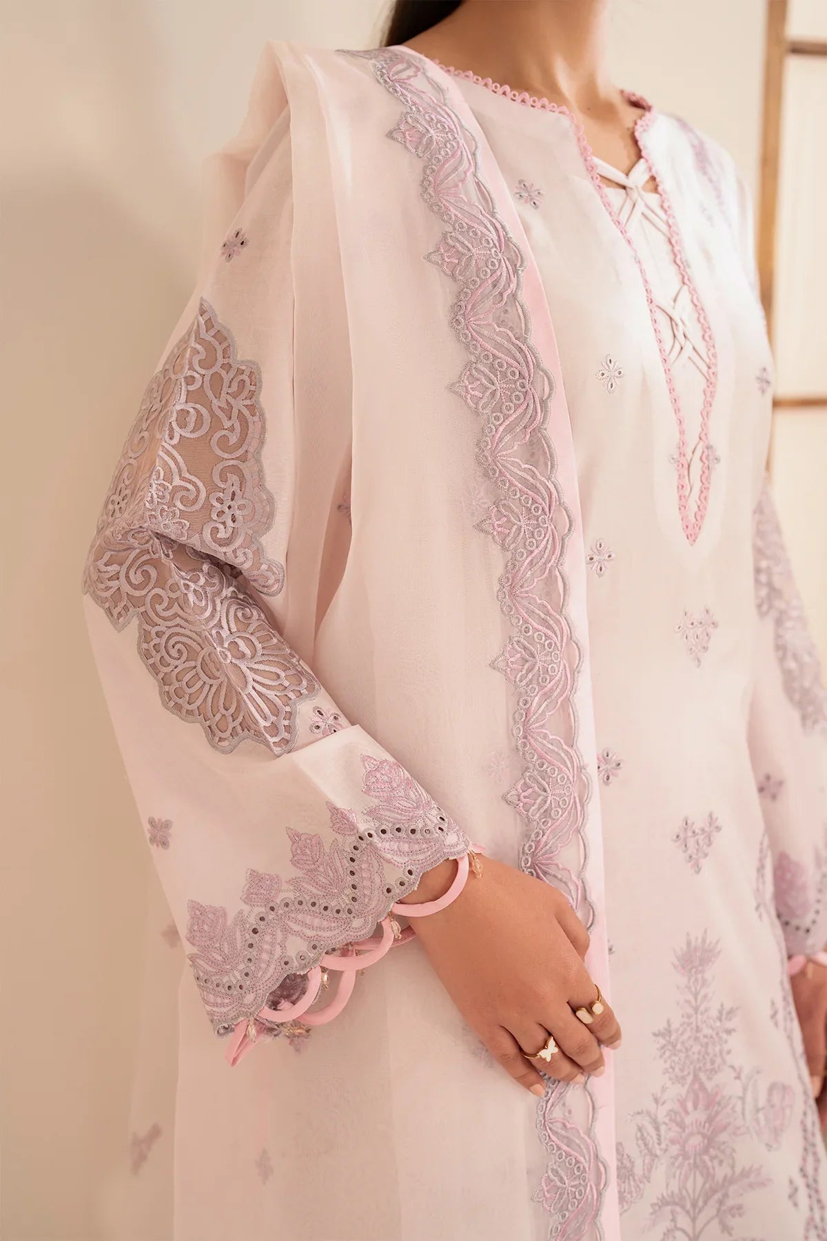 Zarif - Unst-Lmlw -07 Nerisa