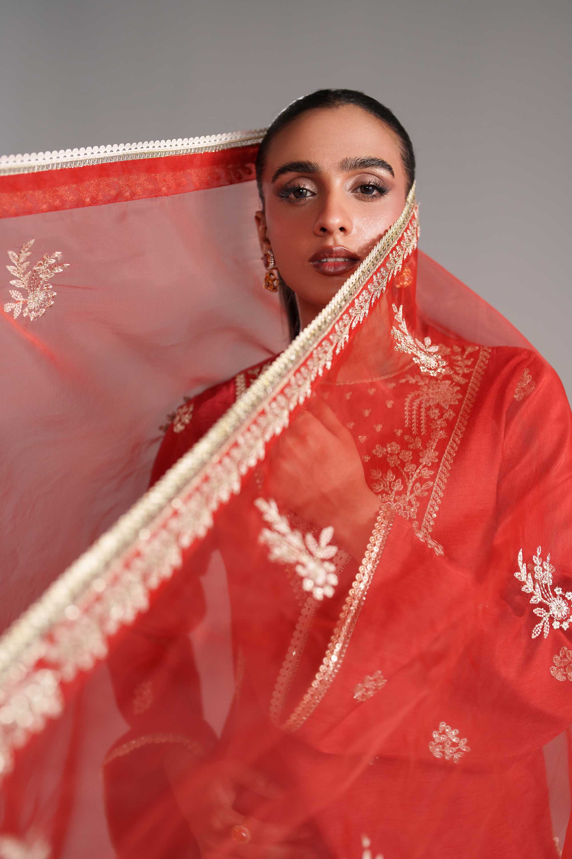 Akbar Aslam - Laleh