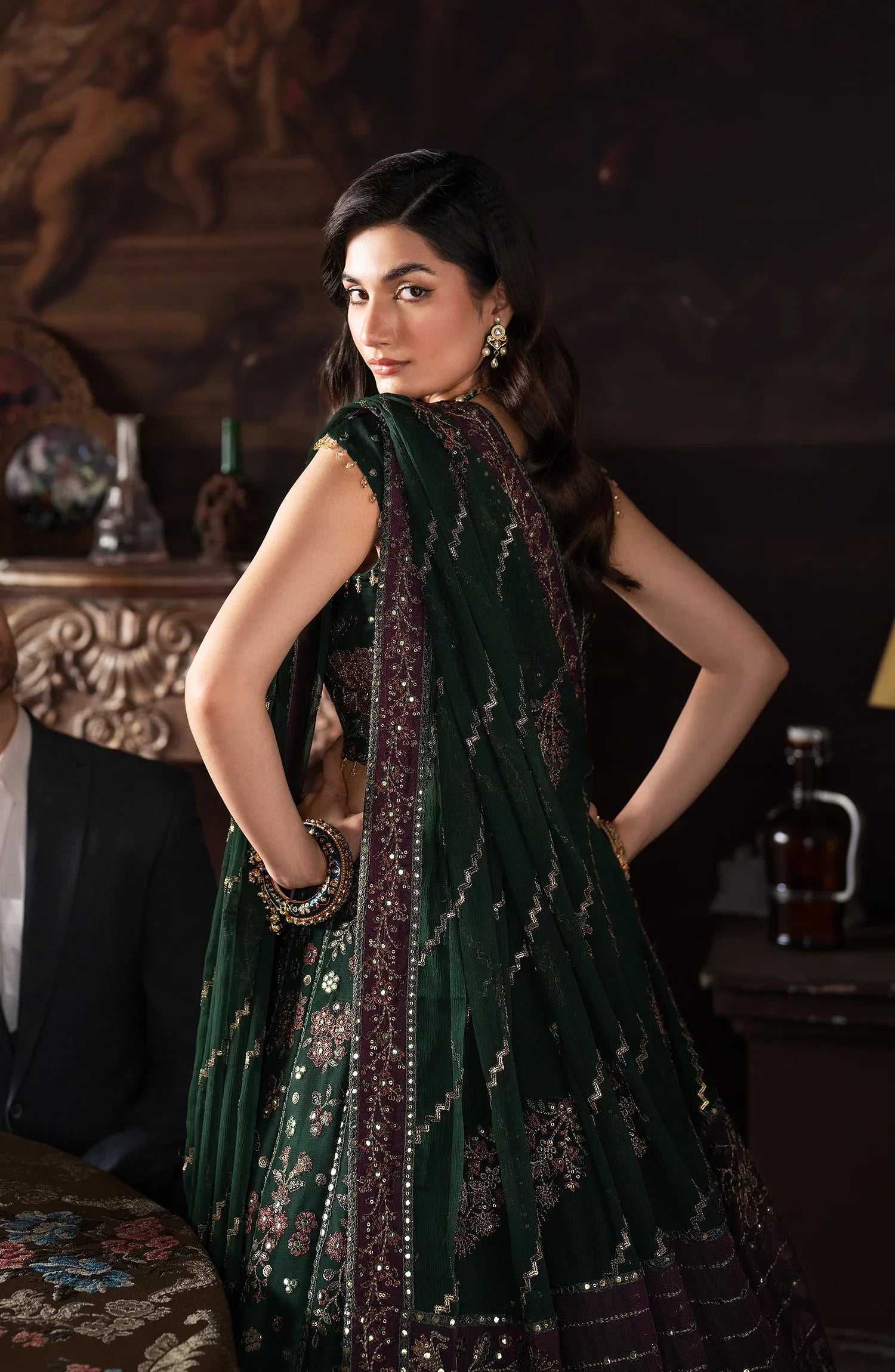 Zarif - Zrw 01 Elizabeth - RTD