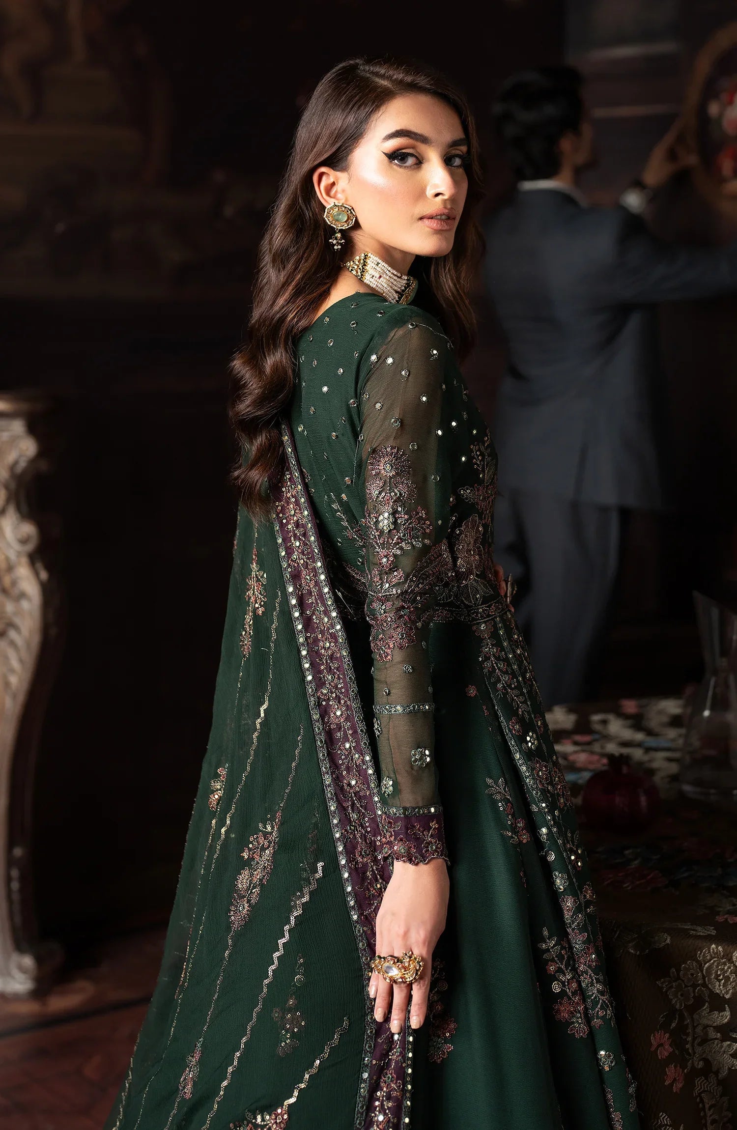 Zarif - Zrw 01 Elizabeth - RTD