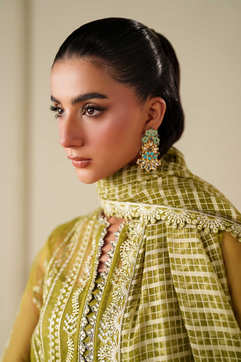 Akbar Aslam - Lumi