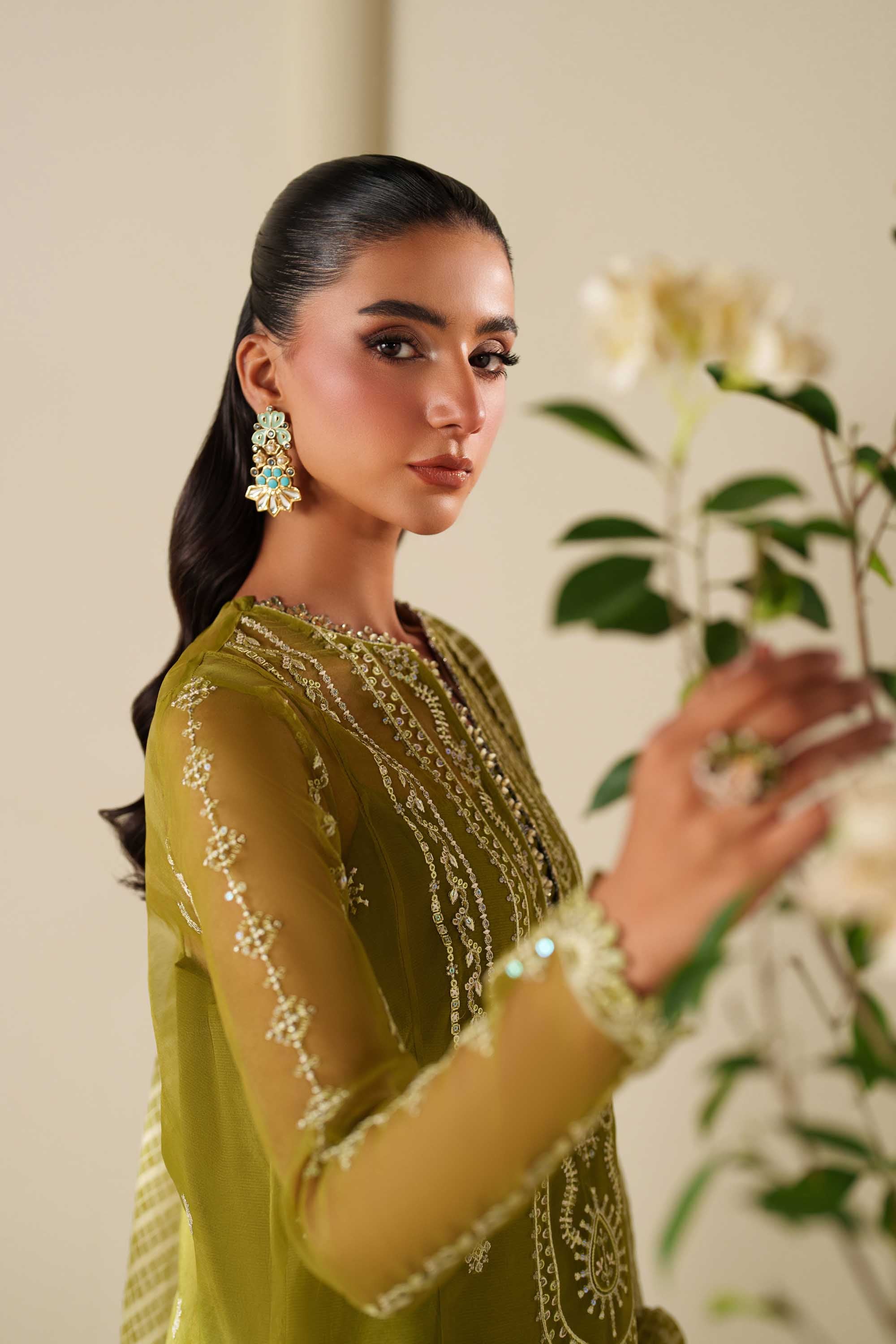Akbar Aslam - Lumi