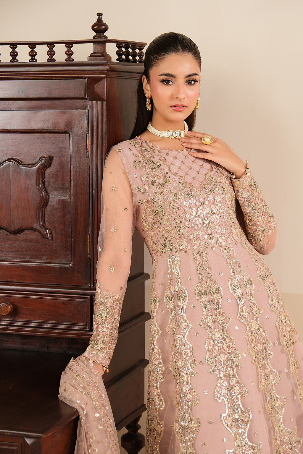 Alizeh - Af-Nt-2256-Roshni