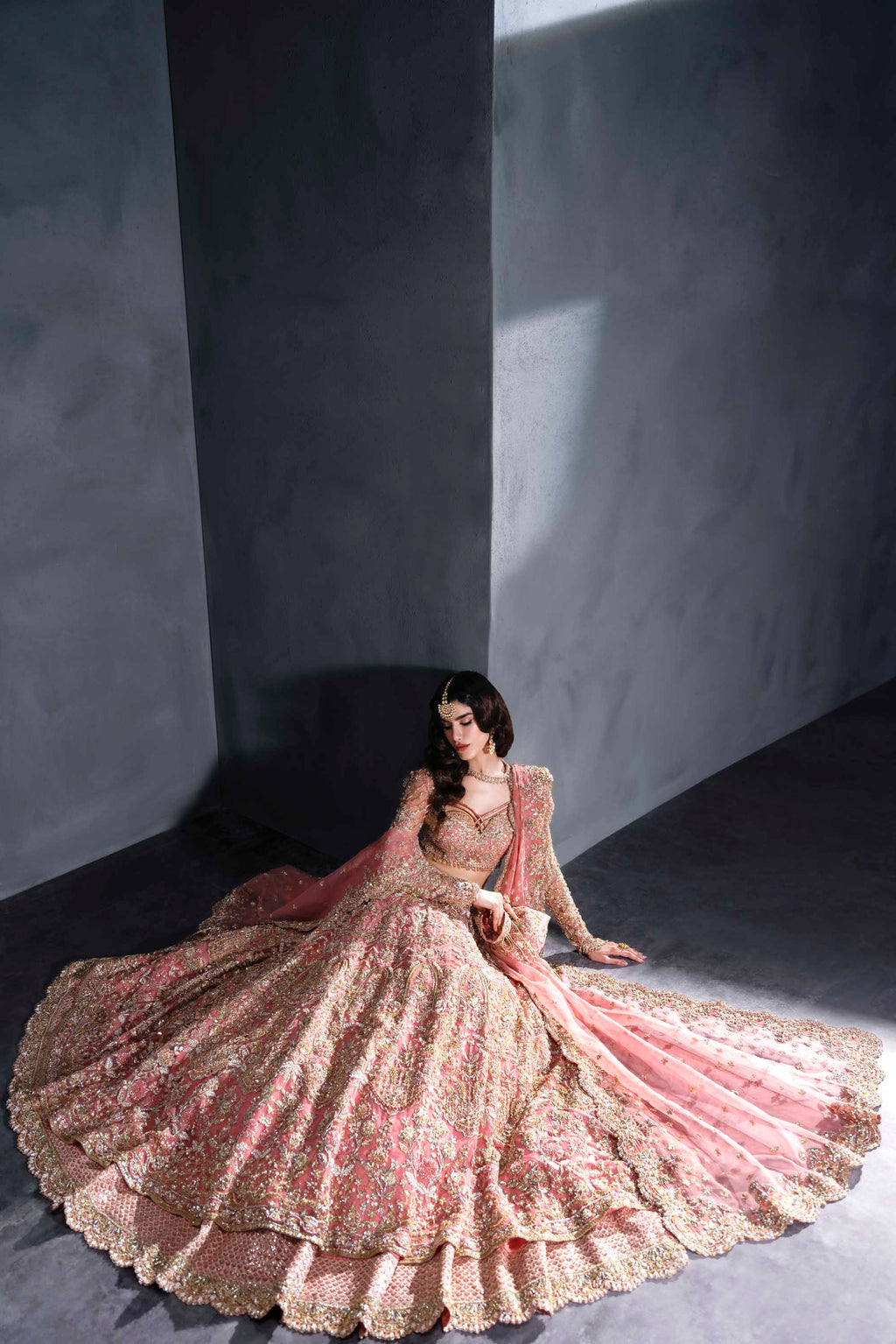 Akbar Aslam - Emarelle