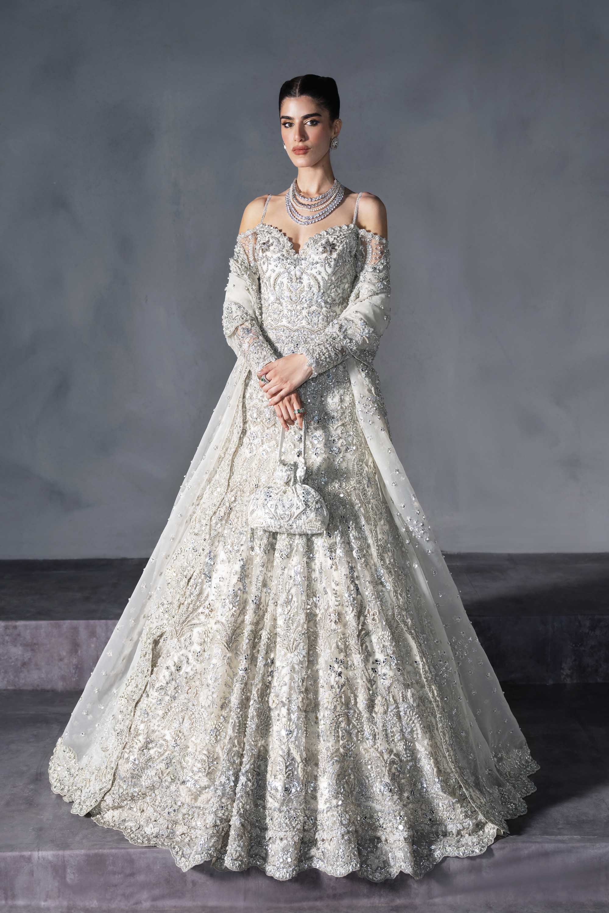 Akbar Aslam - Mirella