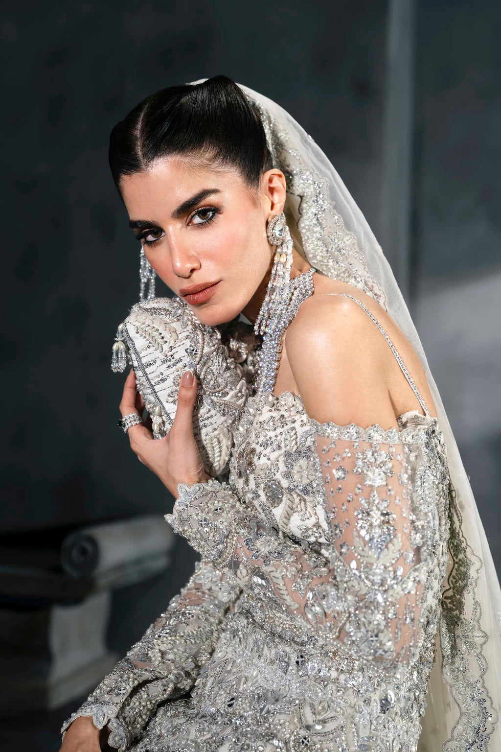 Akbar Aslam - Mirella