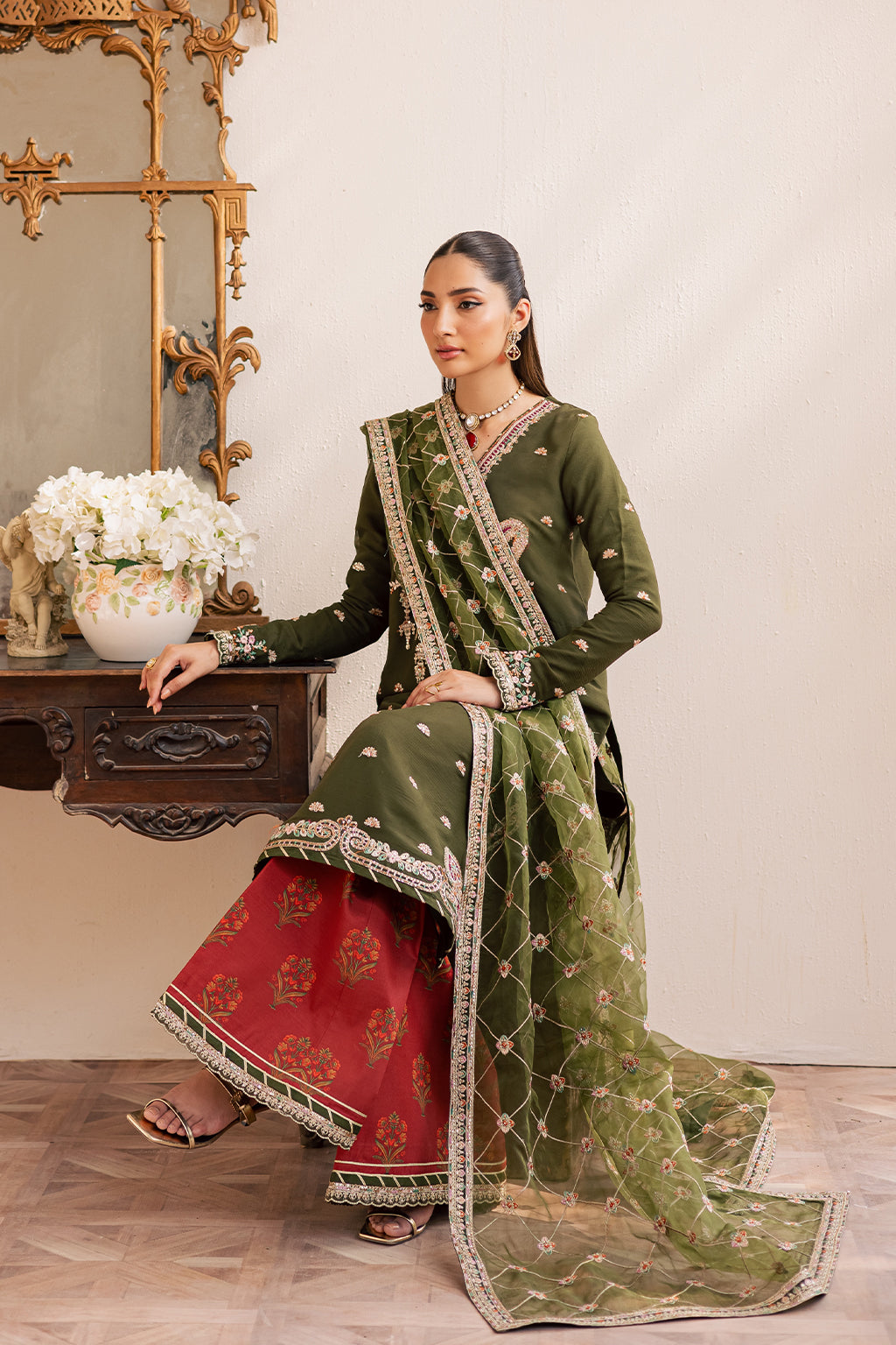 Emaan Adeel - Oraya