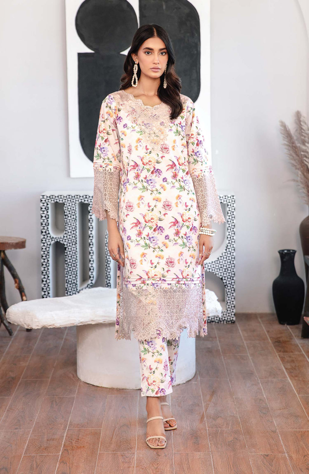 Emaan Adeel - Florist