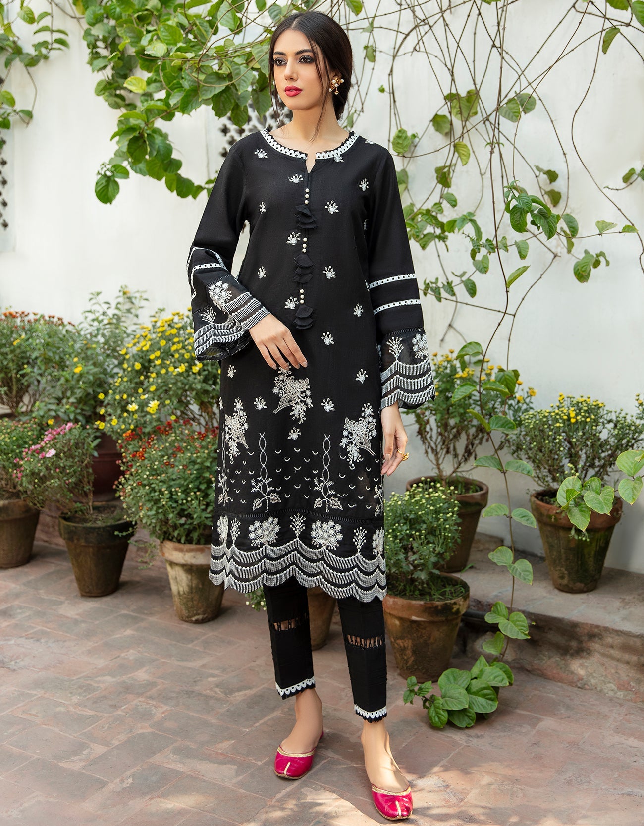 Emaan Adeel - Kh-05