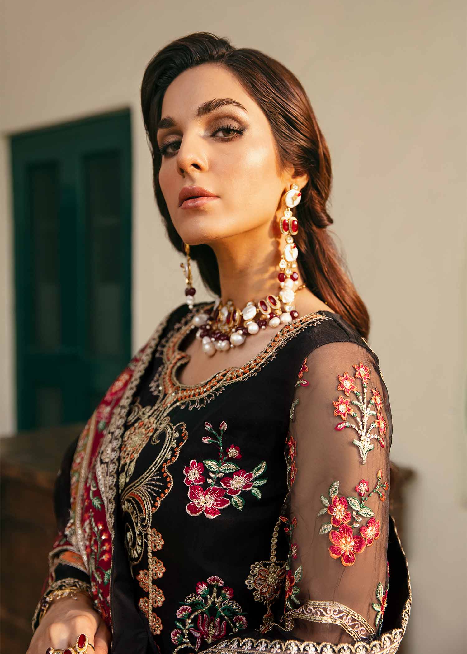 Akbar Aslam - Amari