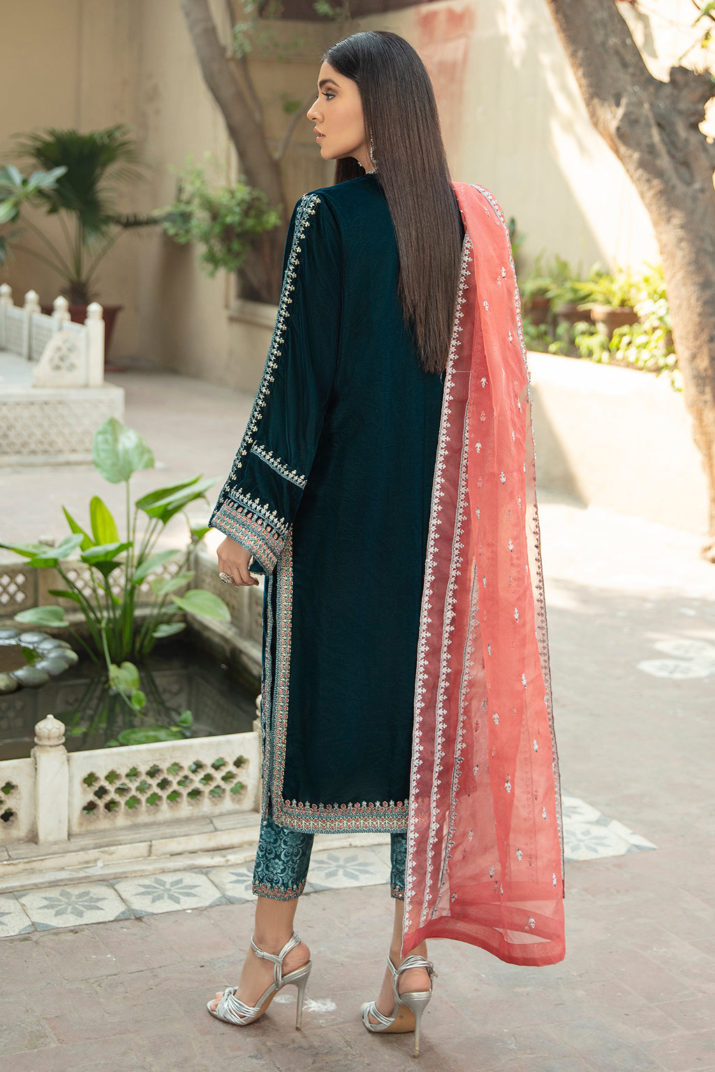 Emaan Adeel - Vl-01