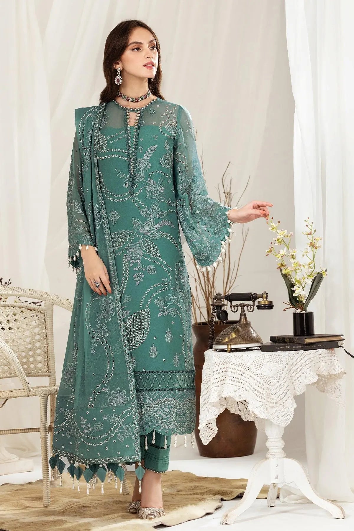 Alizeh - Af-Dhg-5022-Meshki