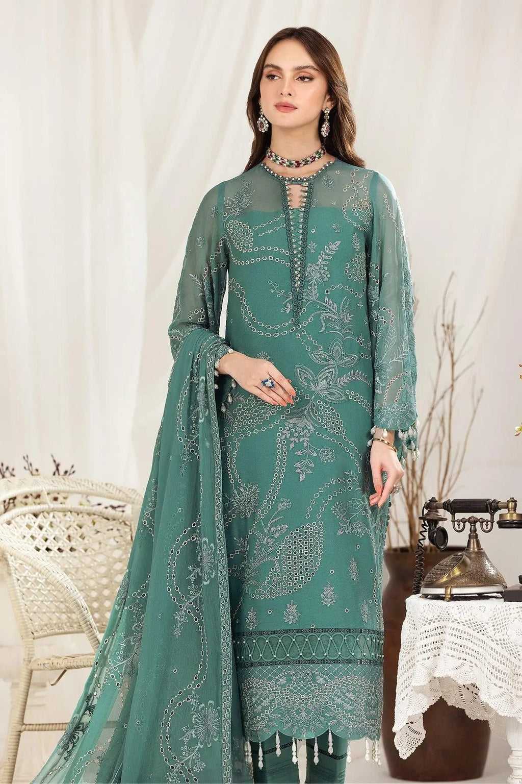 Alizeh - Af-Dhg-5022-Meshki