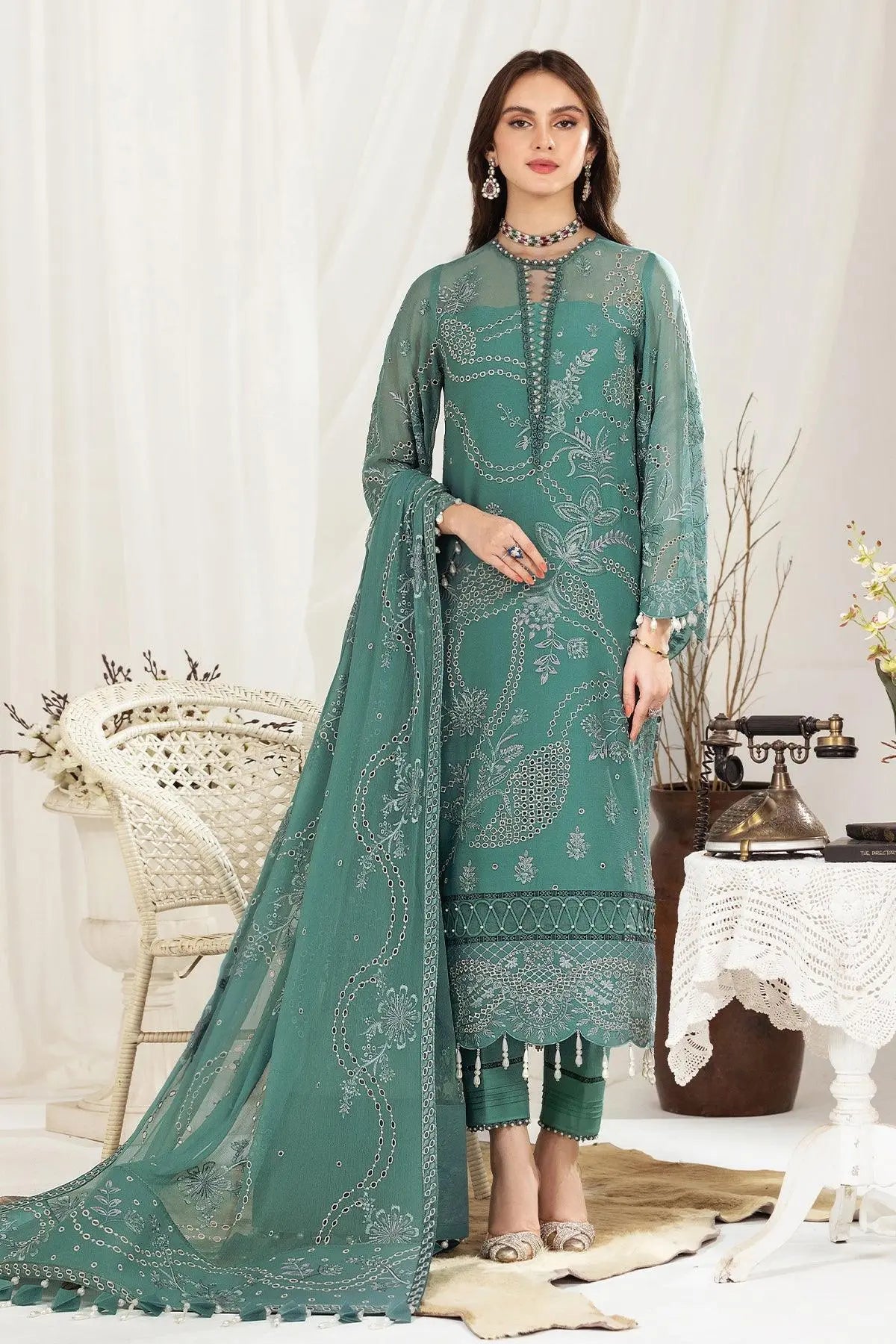 Alizeh - Af-Dhg-5022-Meshki