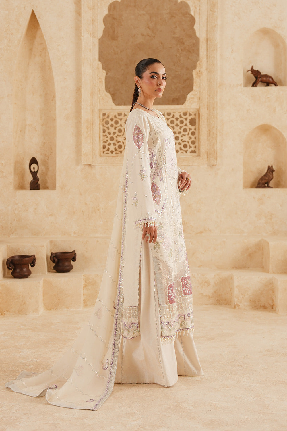 Maryum N Maria - Ivory Reverie - MSU7024