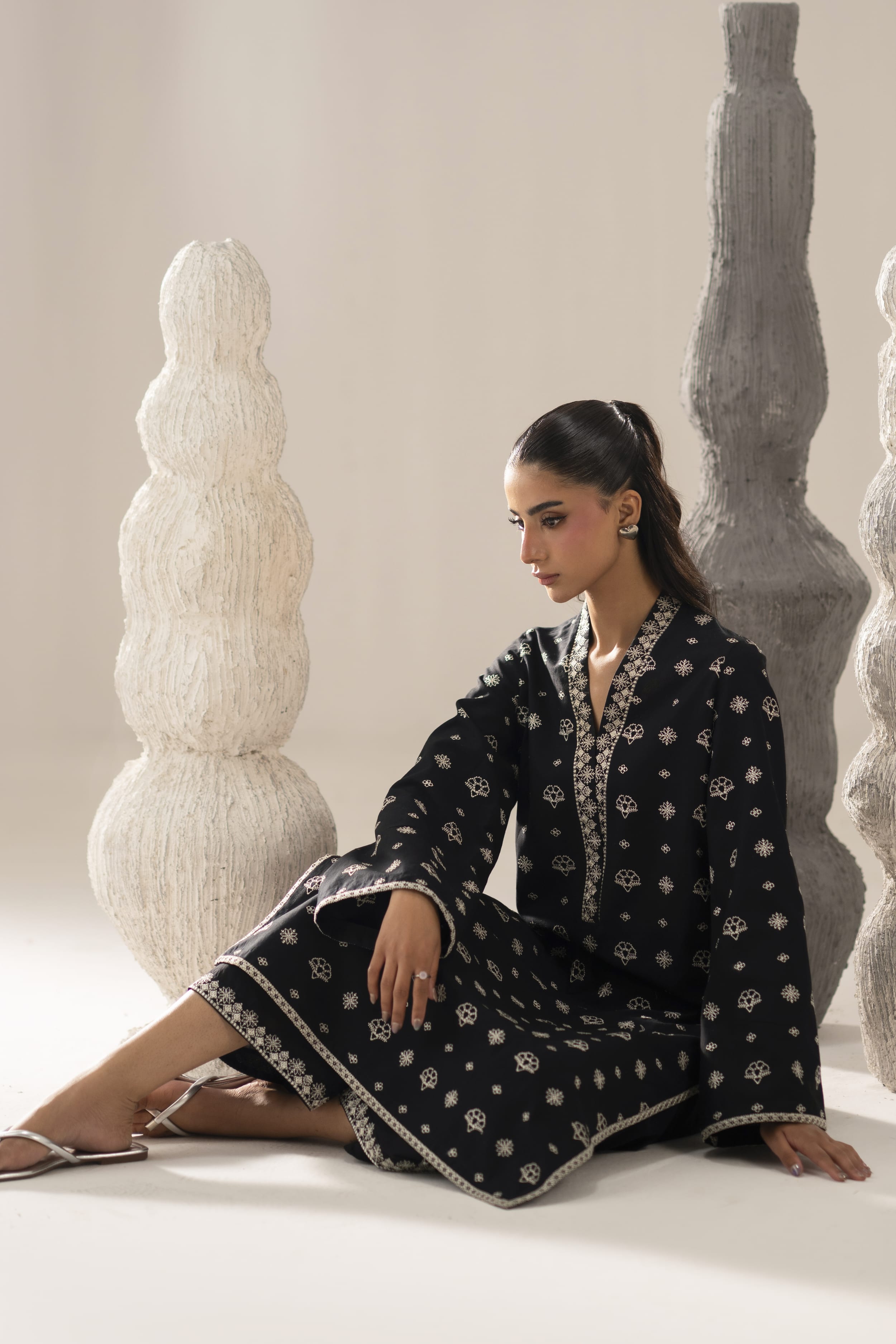 Akbar Aslam - Raya