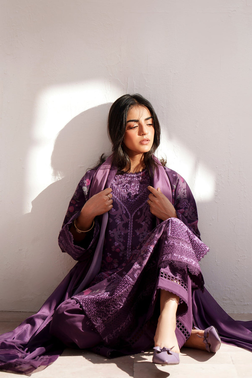 Afrozeh - Avenor