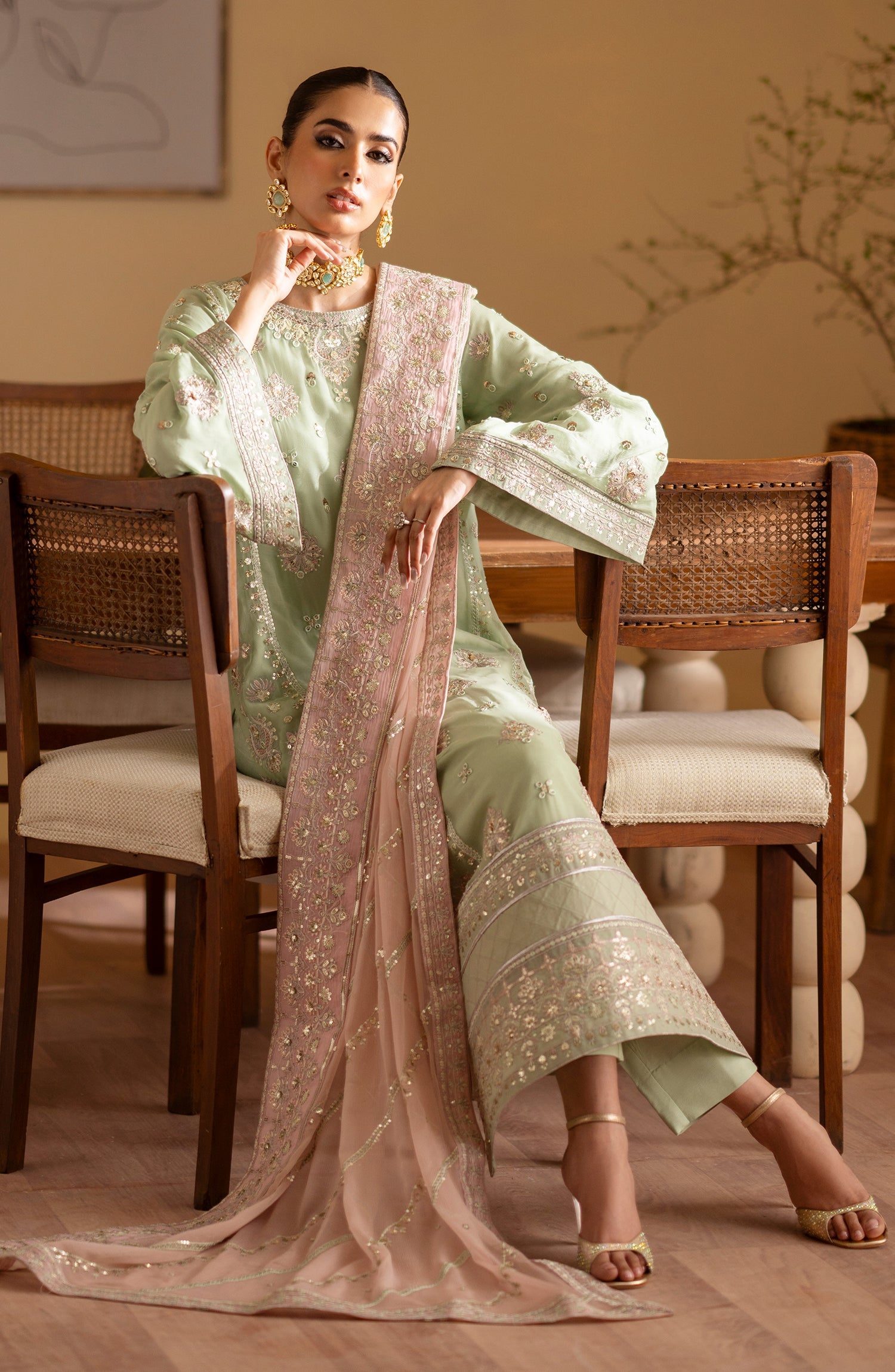 Emaan Adeel - Najmeh