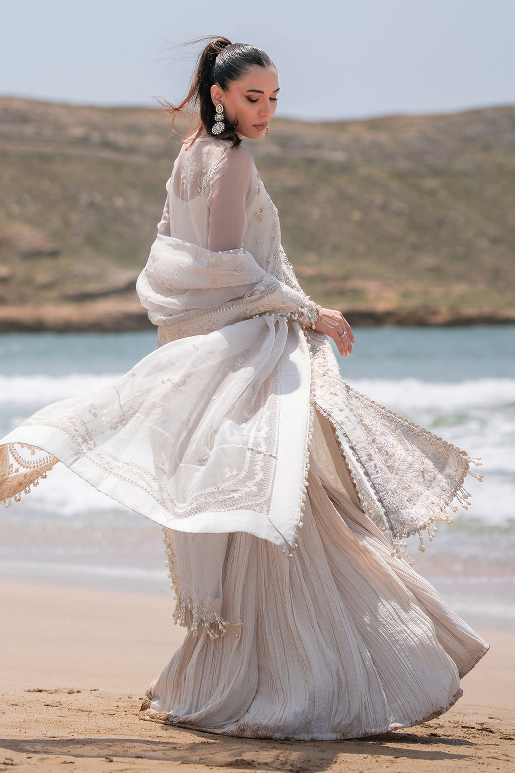 Emaan Adeel - Nova