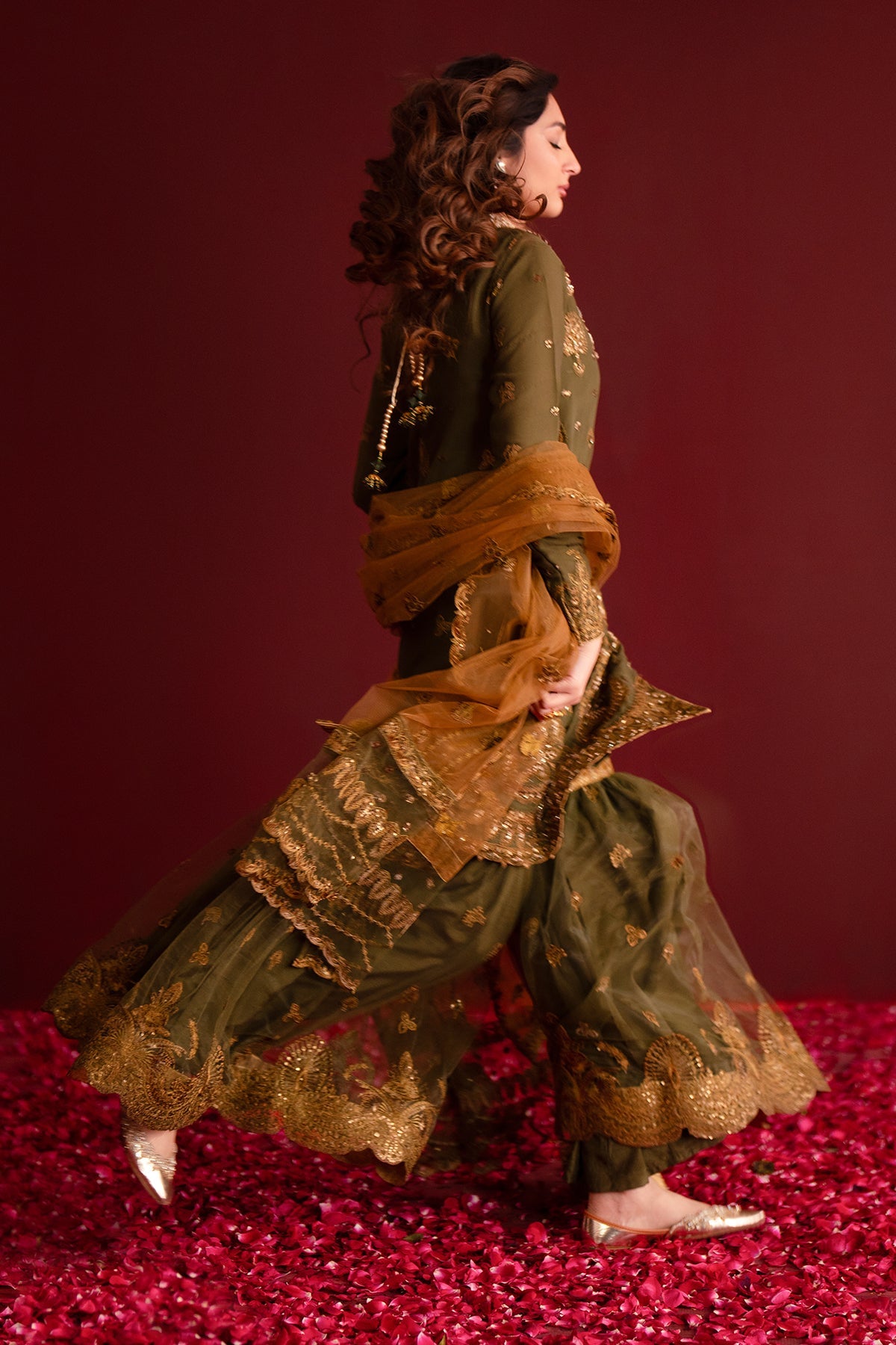 Emaan Adeel - Sunoora