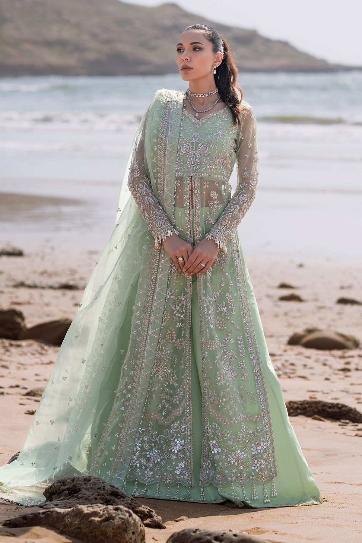Emaan Adeel - Noir