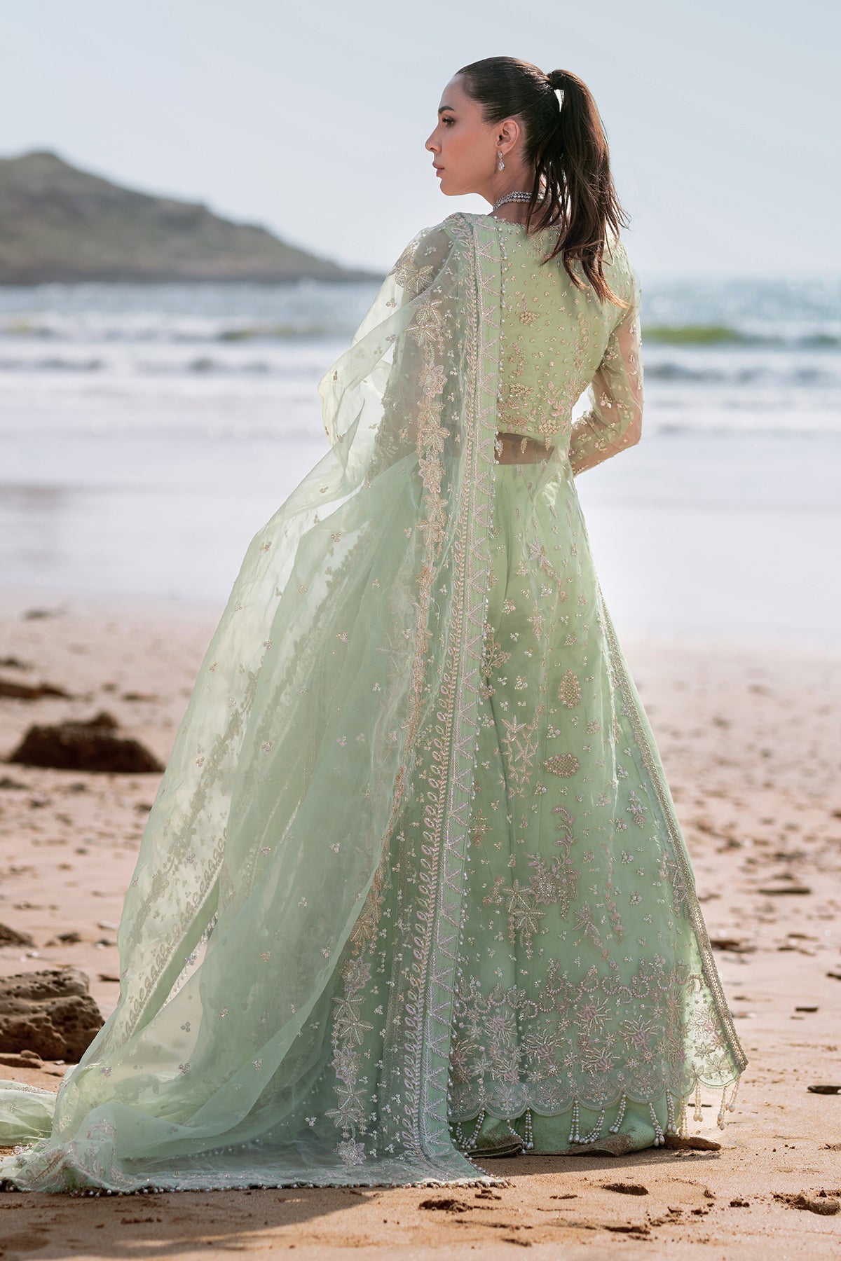 Emaan Adeel - Noir
