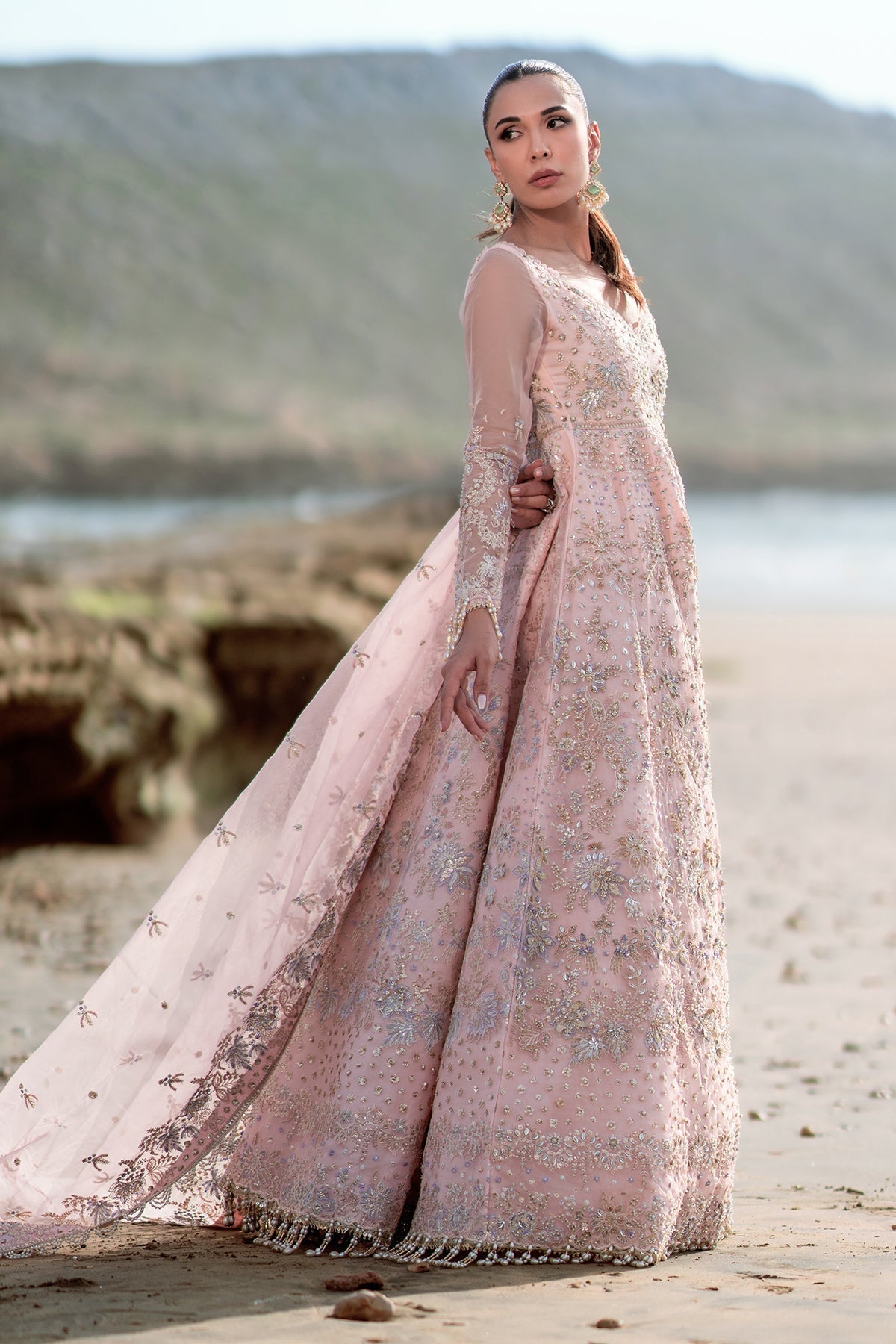 Emaan Adeel - Amour