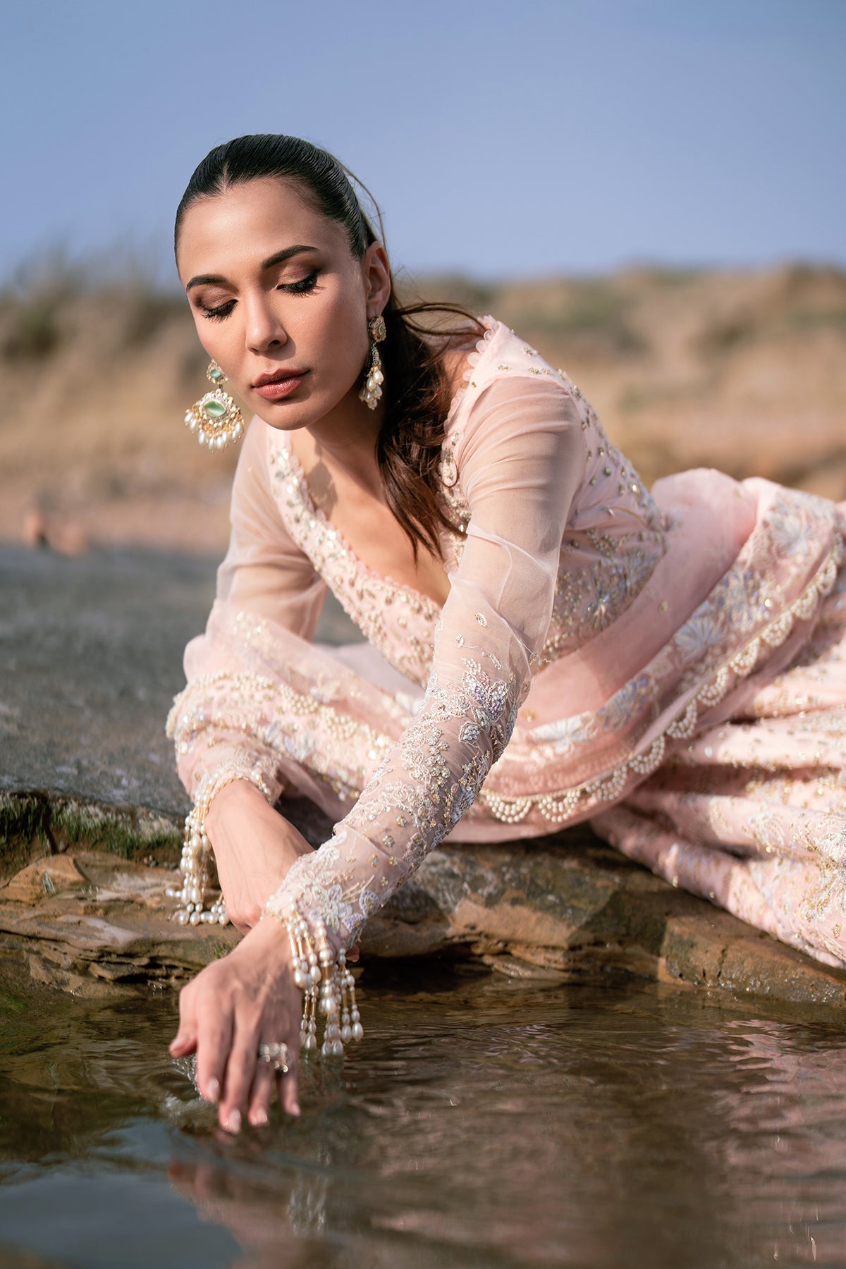 Emaan Adeel - Amour