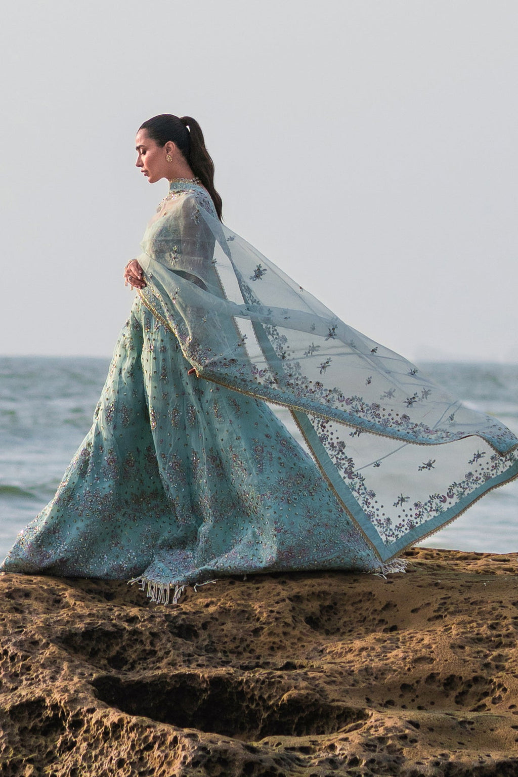 Emaan Adeel - Lunya