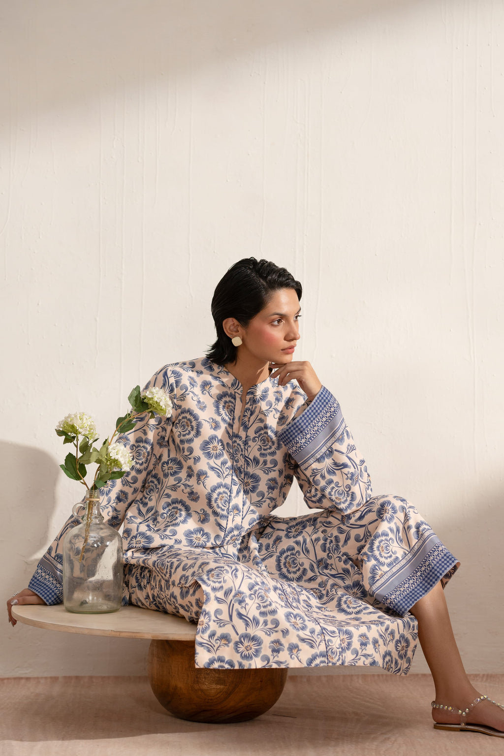 Akbar Aslam - Porcelain