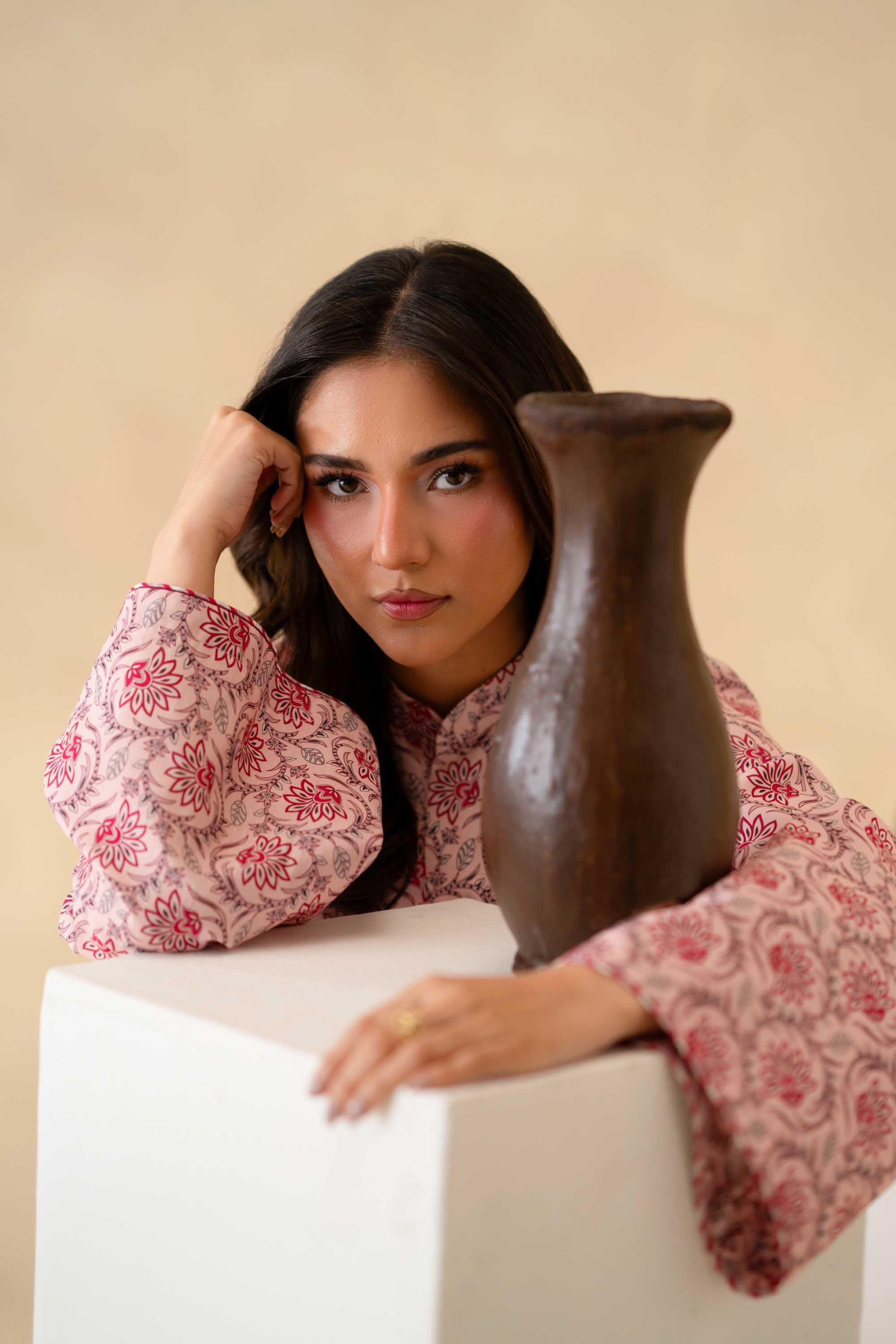 Akbar Aslam - Yanie