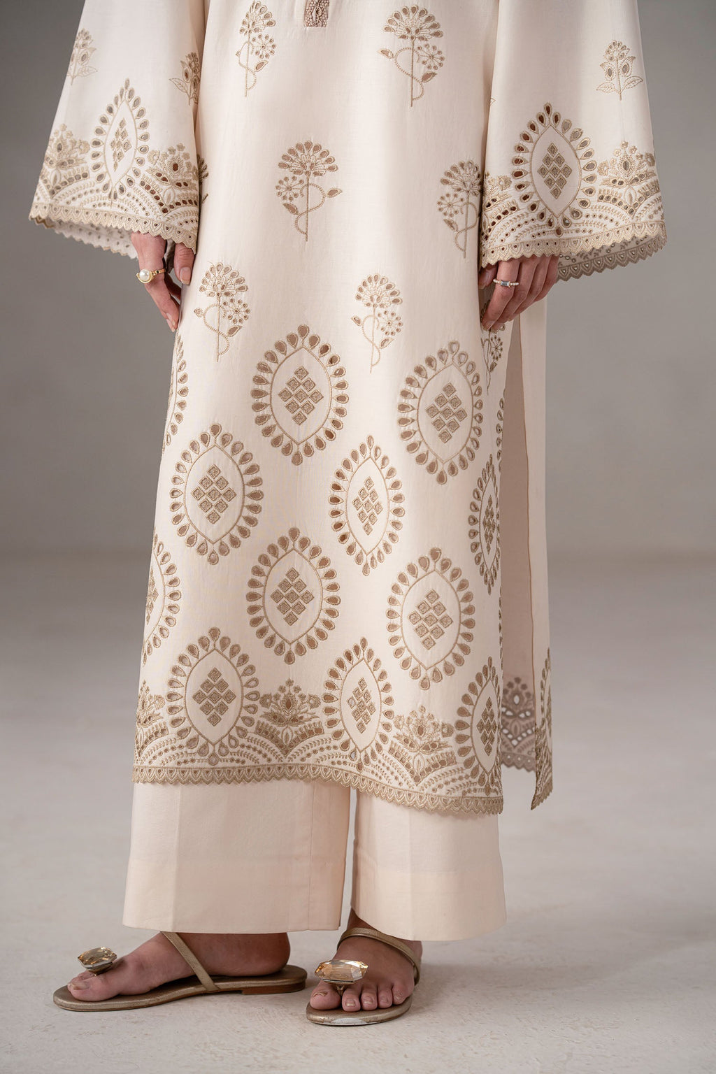 Akbar Aslam - Lunel